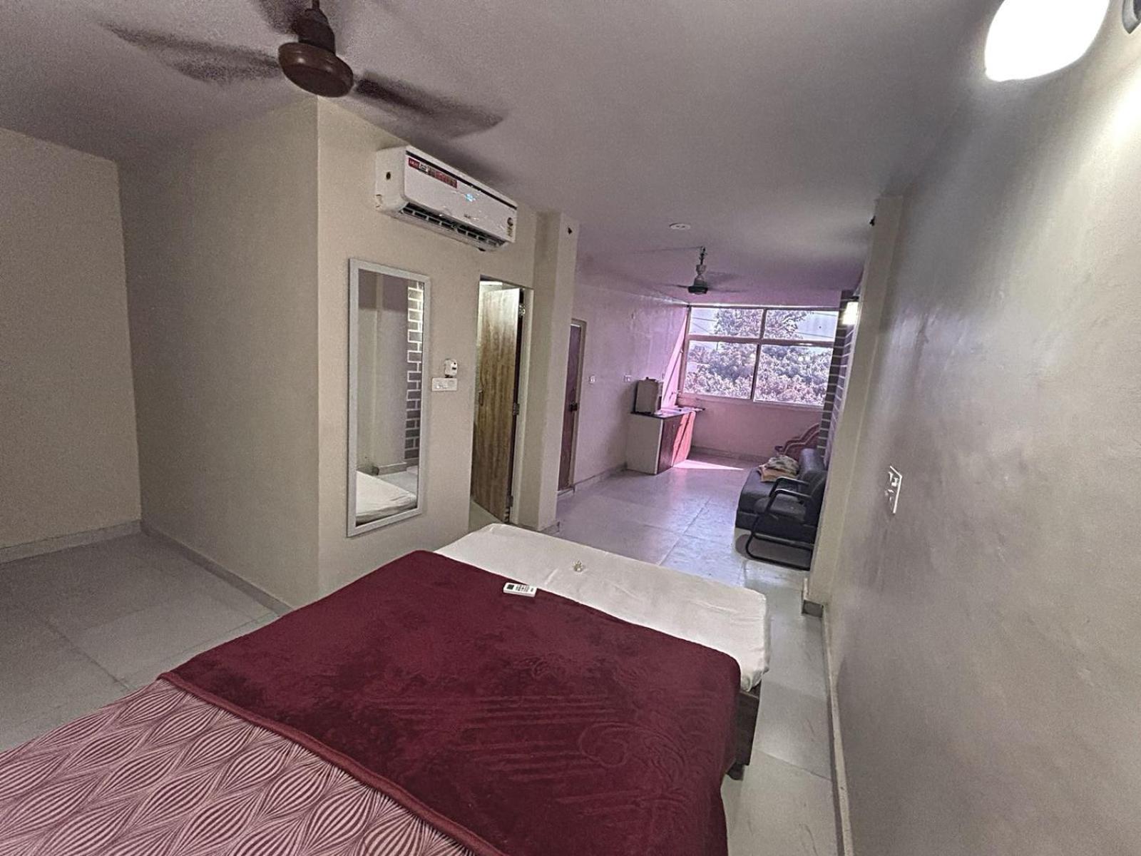 Apartment South Delhi *