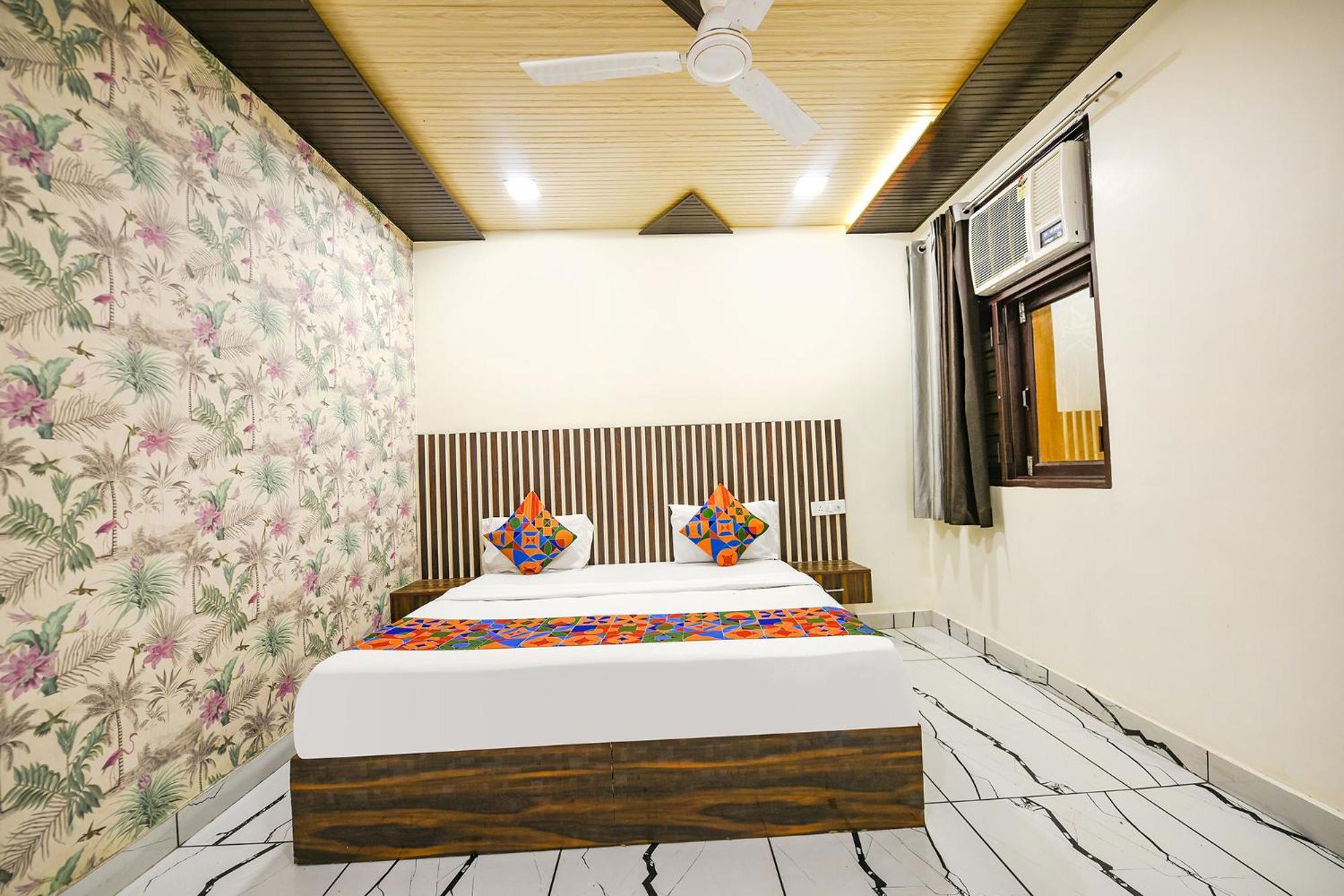 Fabhotel The Crystal Palace 3* Delhi (National Capital Territory of India)