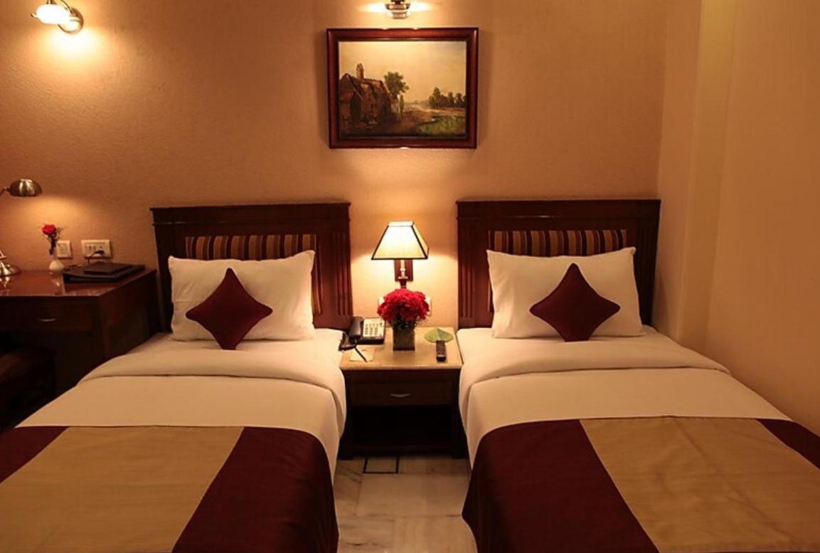 Florence Inn, Karol Bagh, New Delhi, 2 Min From Metro