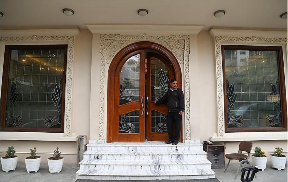 Hotel Florence Inn, Karol Bagh, New Delhi, 2 Min From Metro Delhi (National Capital Territory of India)