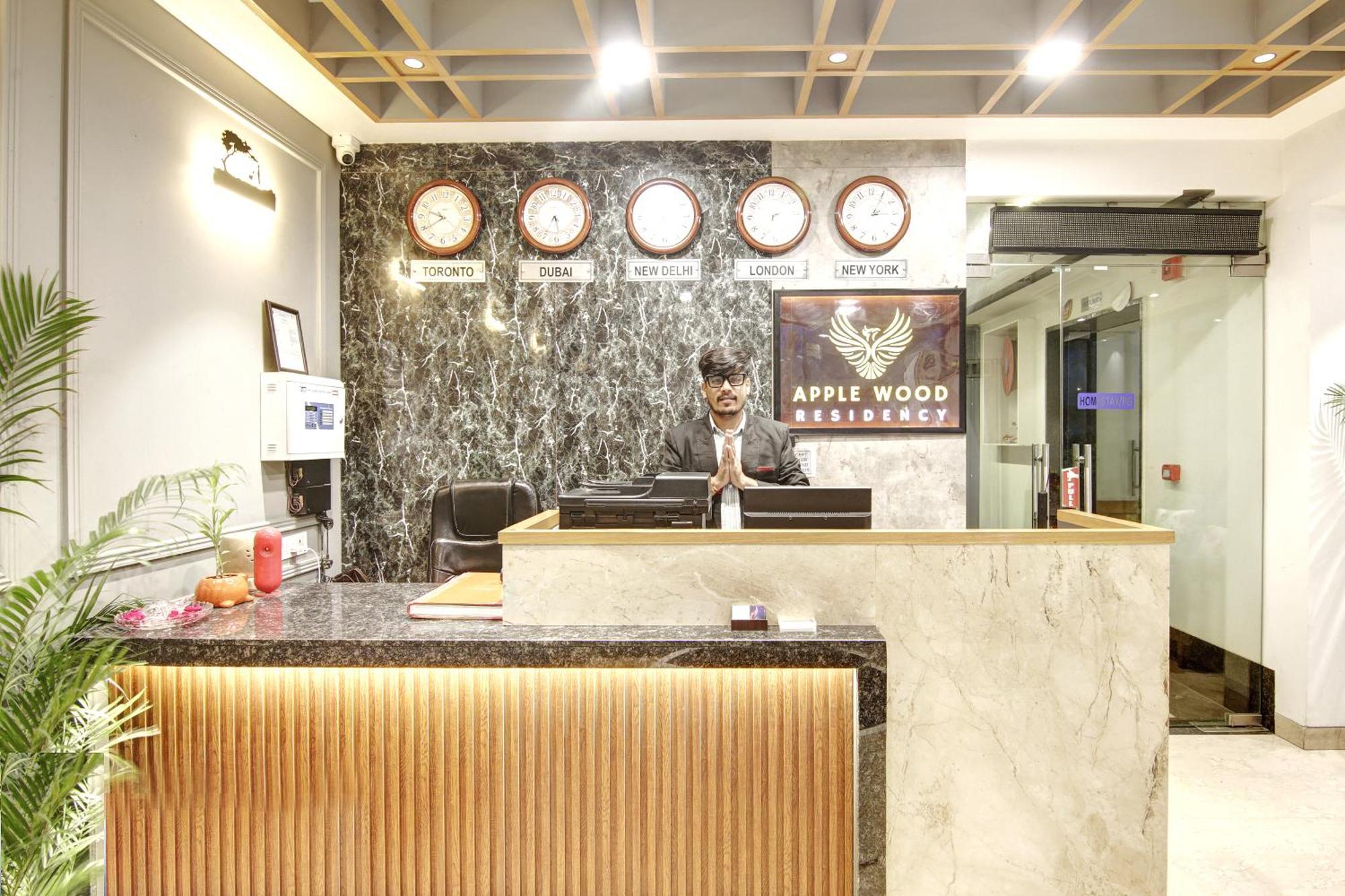 Applewood & - Free Airport Transffer Hotel New Delhi