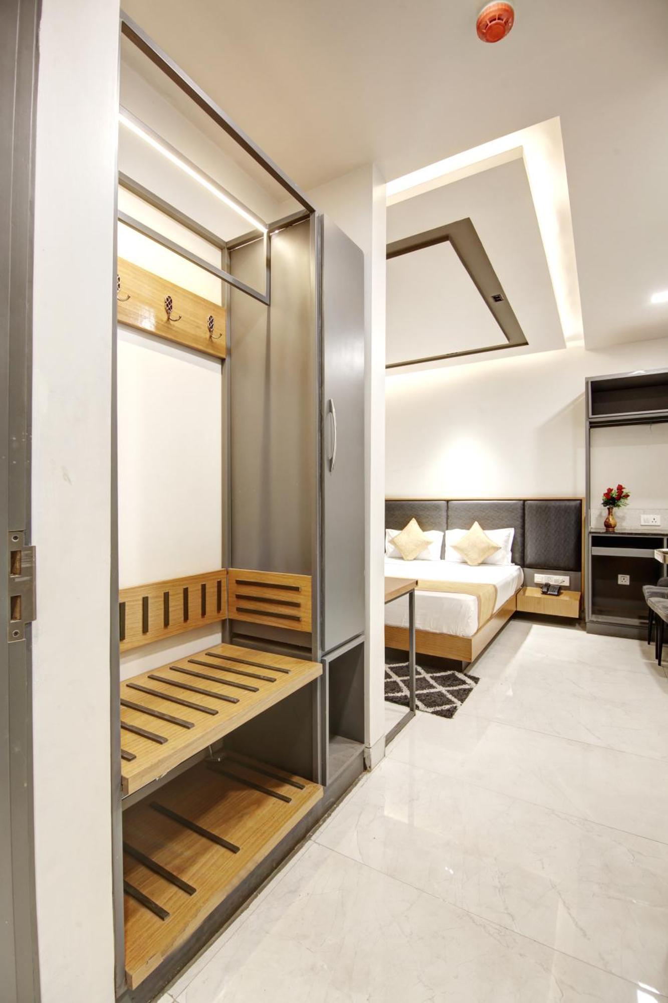 Applewood & - Free Airport Transffer Hotel 4*