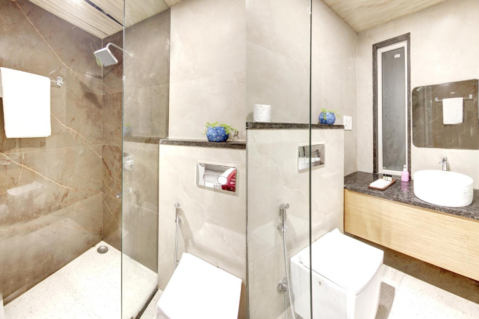 Applewood & - Free Airport Transffer Hotel New Delhi