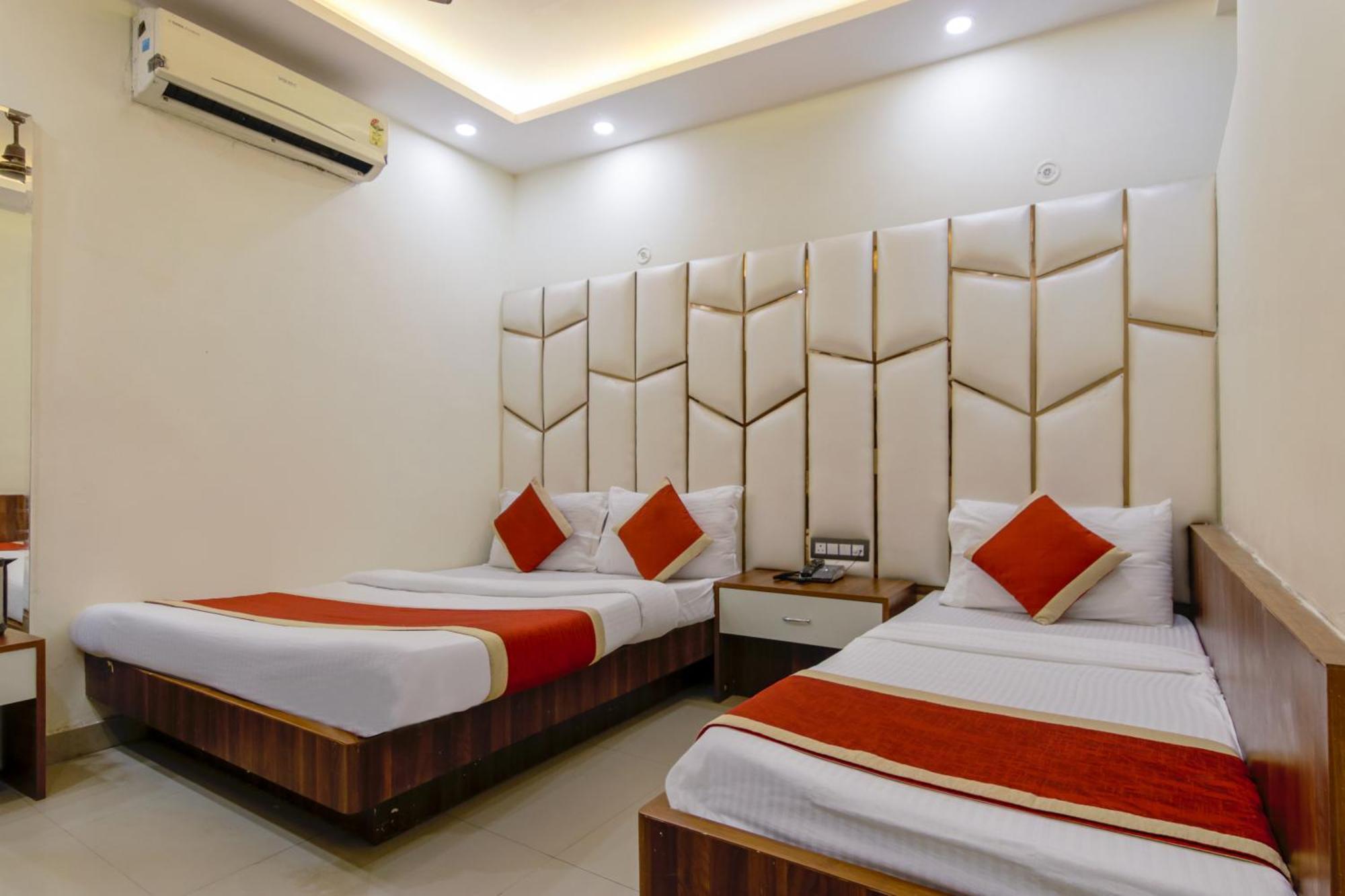 Star Dx By P K Residency Guest house New Delhi