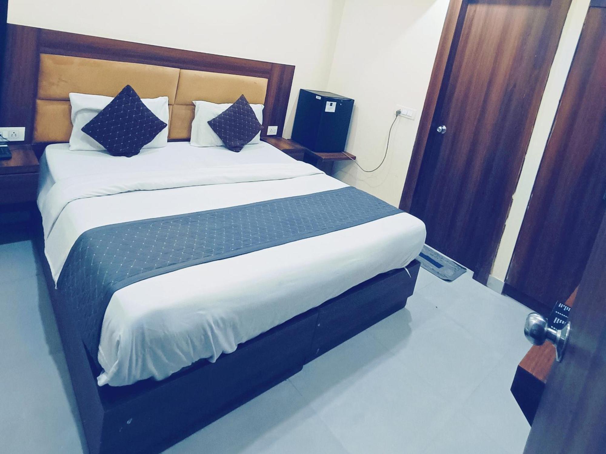 Konark Near Igi Airport Hotel Nova Deli