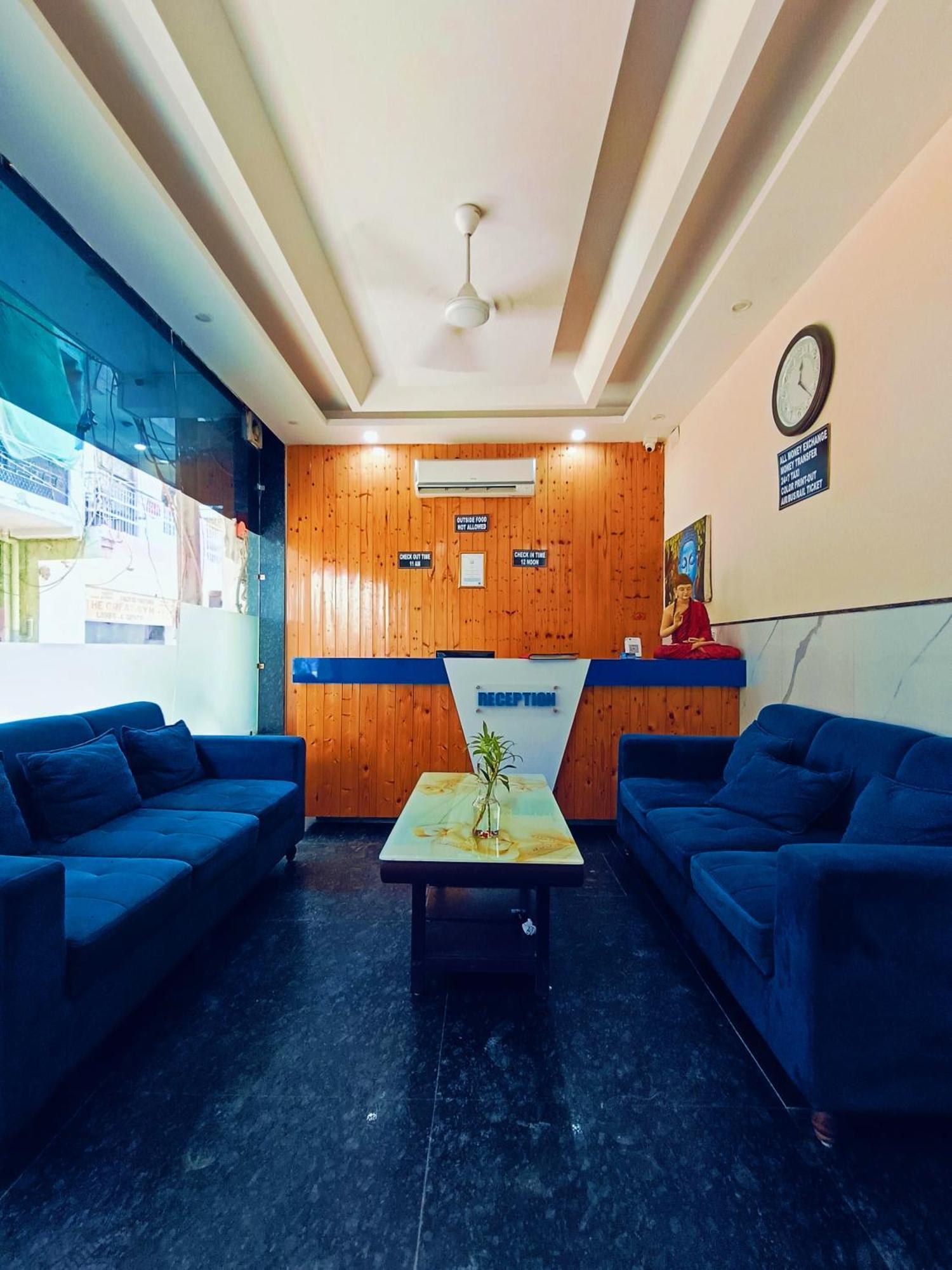 Konark Near Igi Airport Hotel