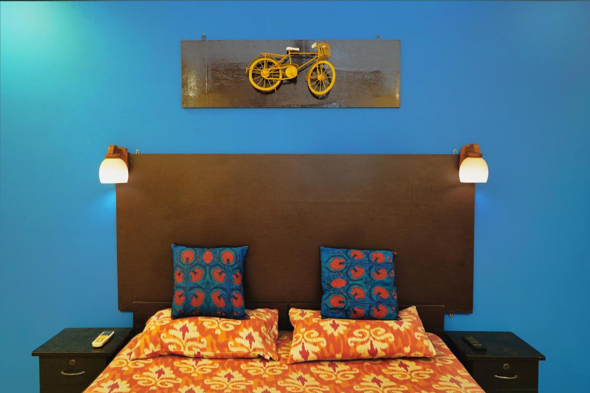 Amigosindia * New Delhi
