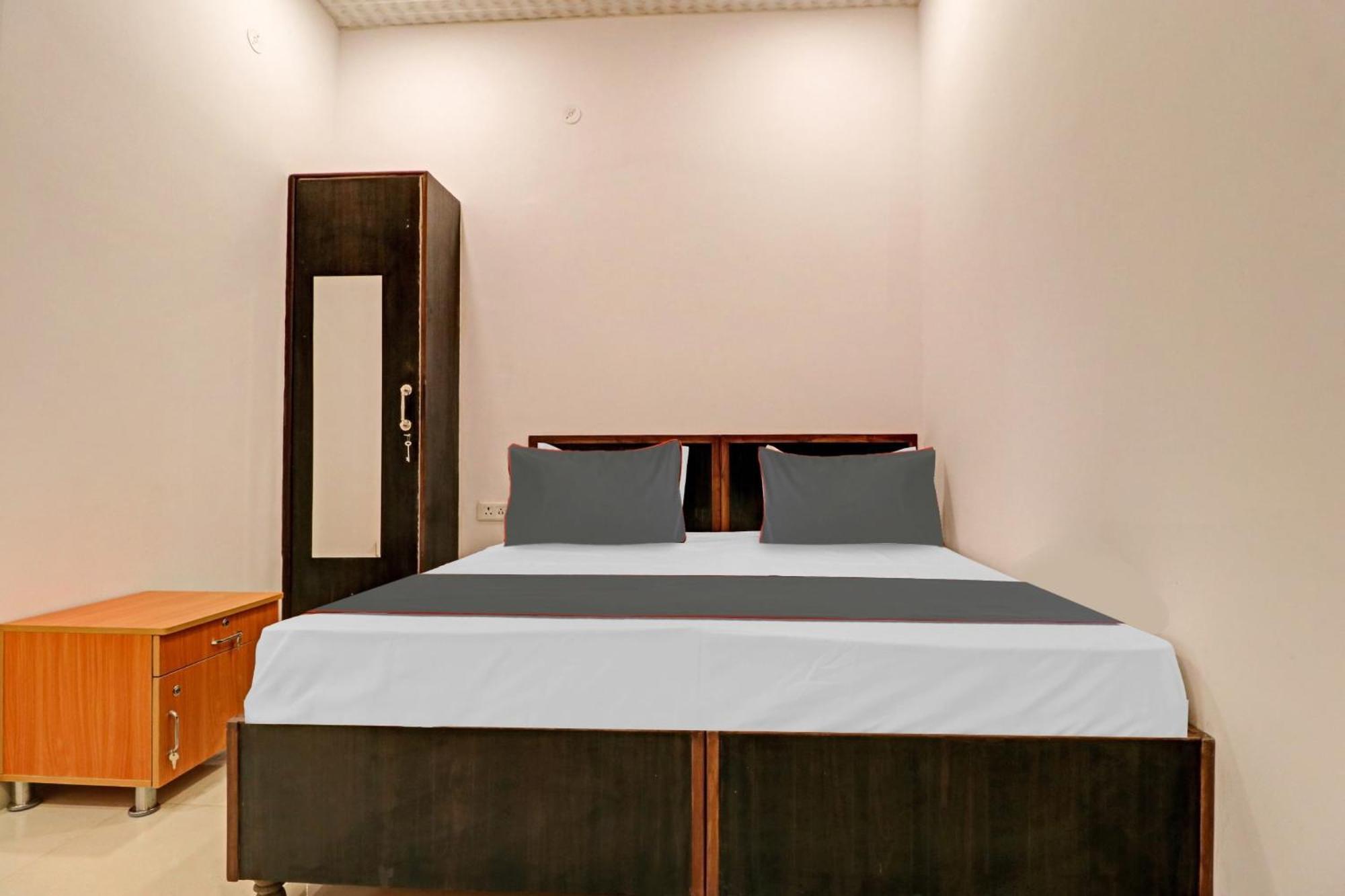Collection O Qotel Peeragarhi 4* Delhi (National Capital Territory of India)