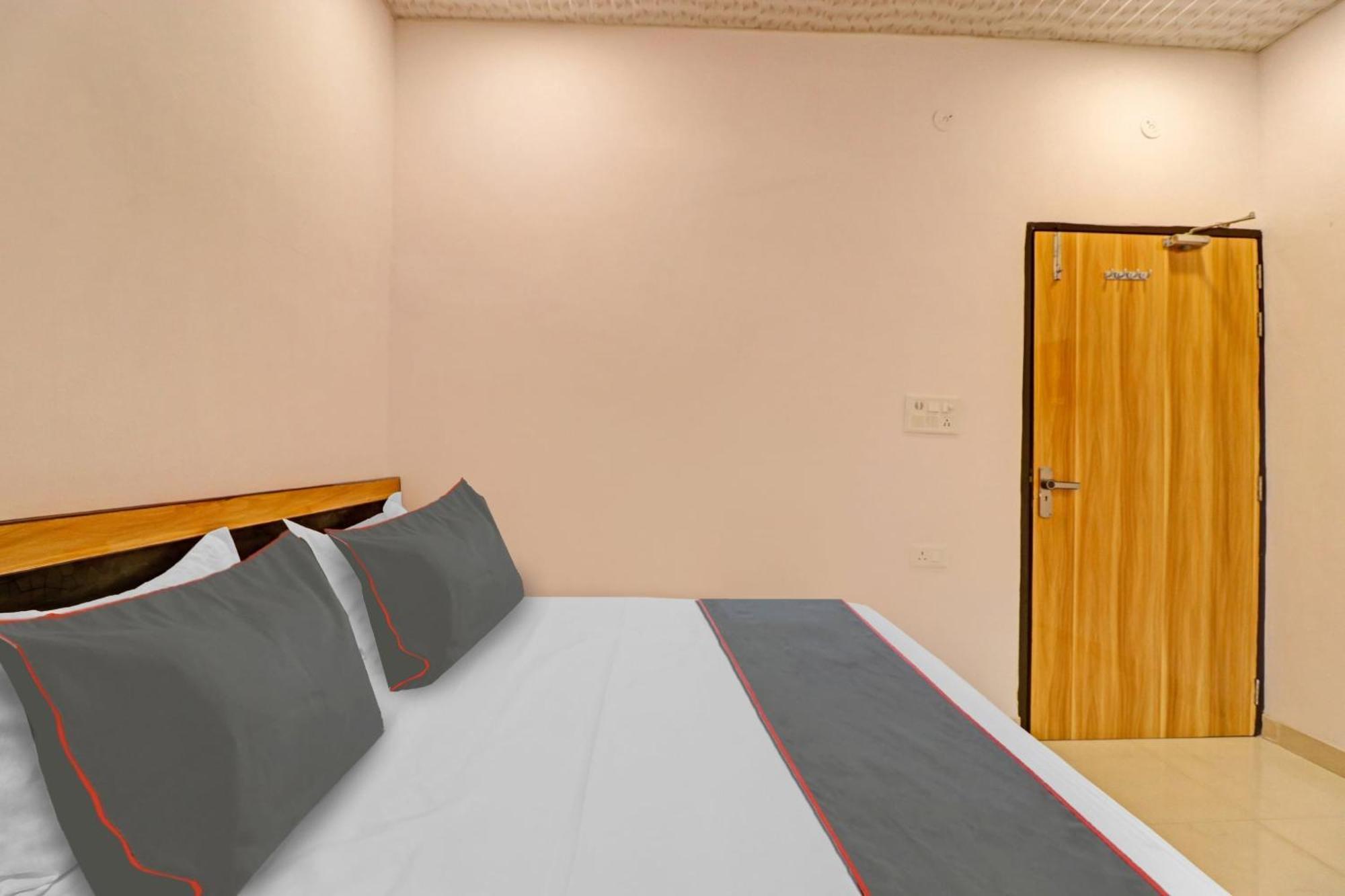 Collection O Qotel Peeragarhi 4* Delhi (National Capital Territory of India)