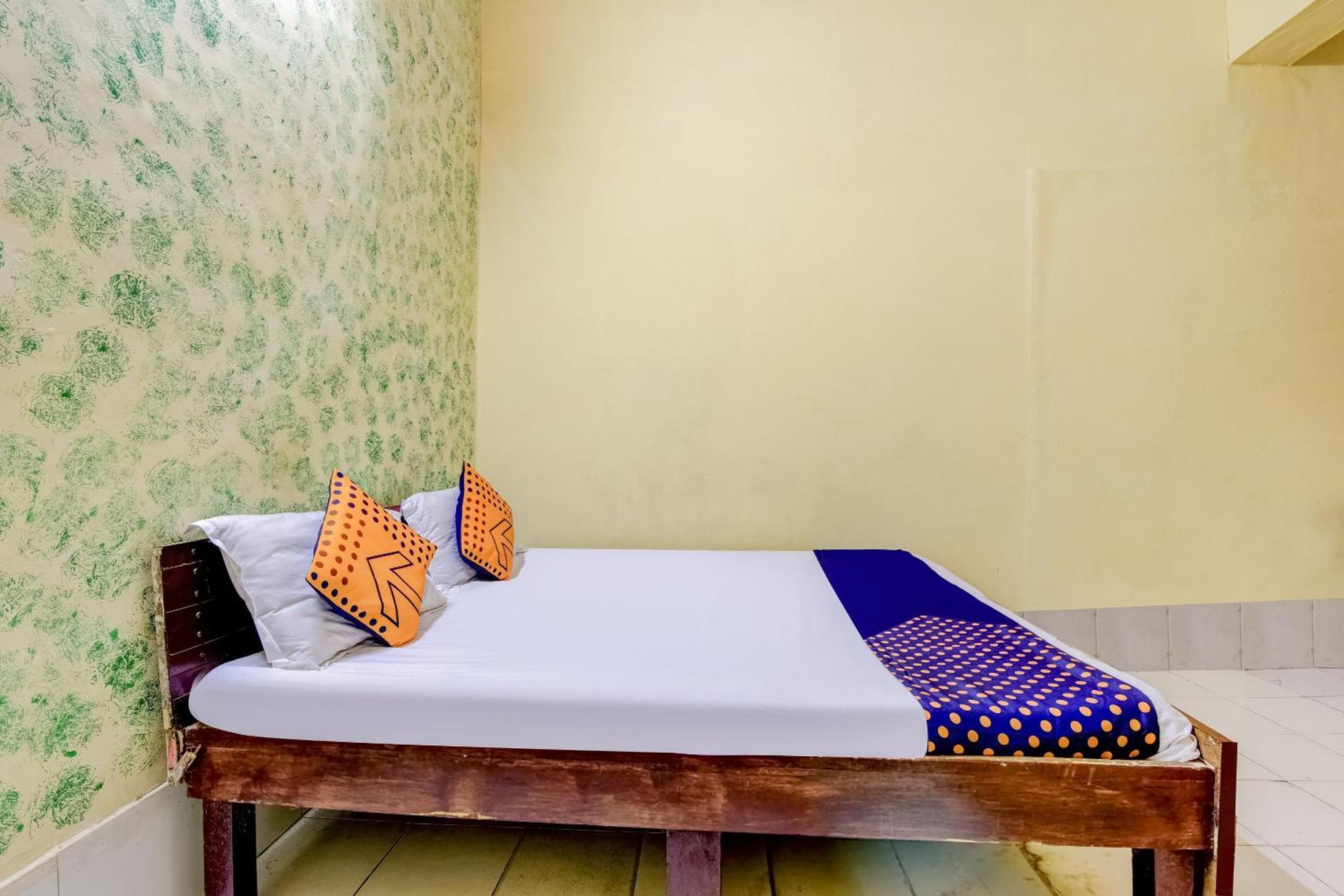 Spot On Swagat Palace 4*