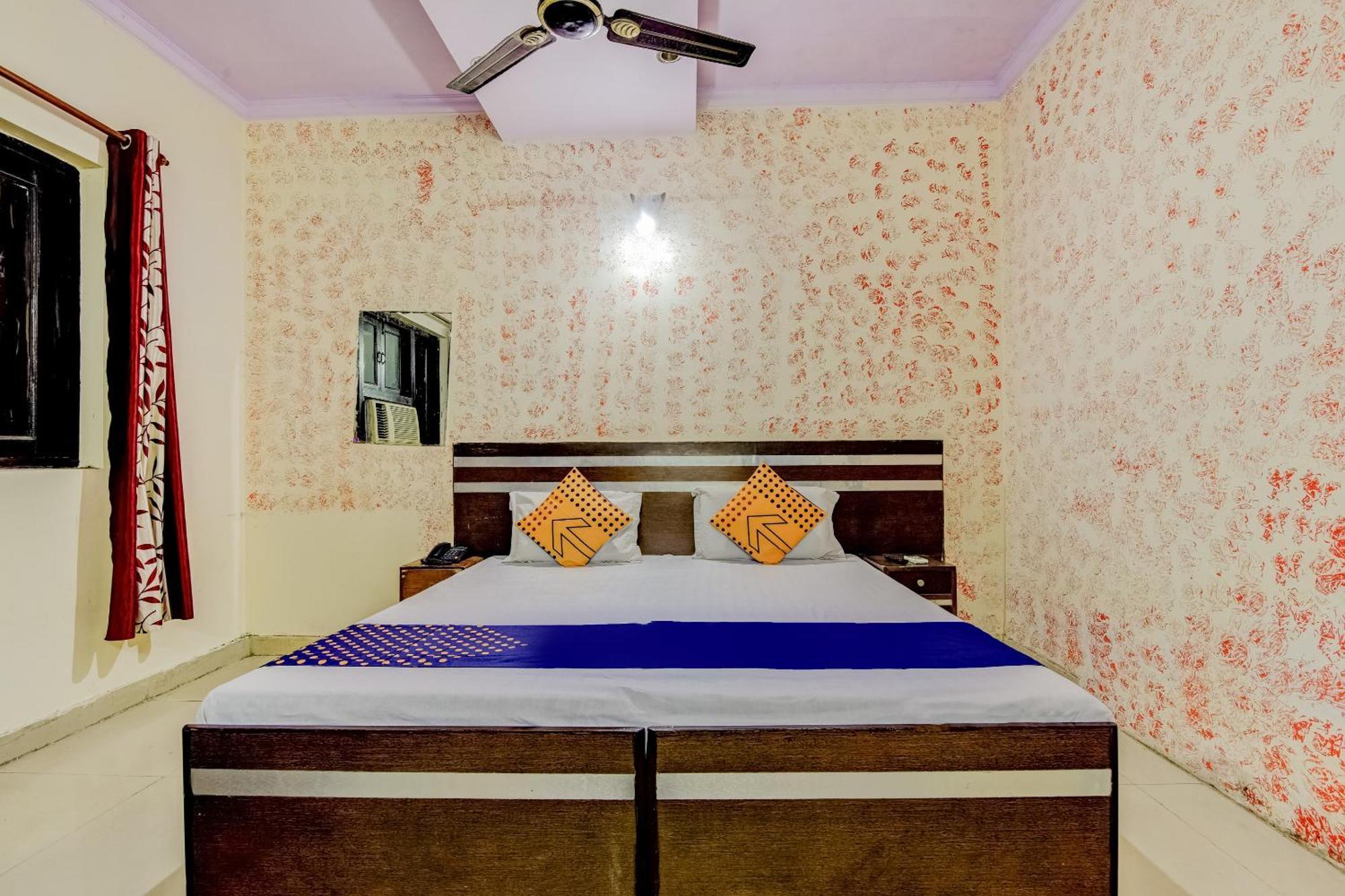 Spot On Swagat Palace 4*
