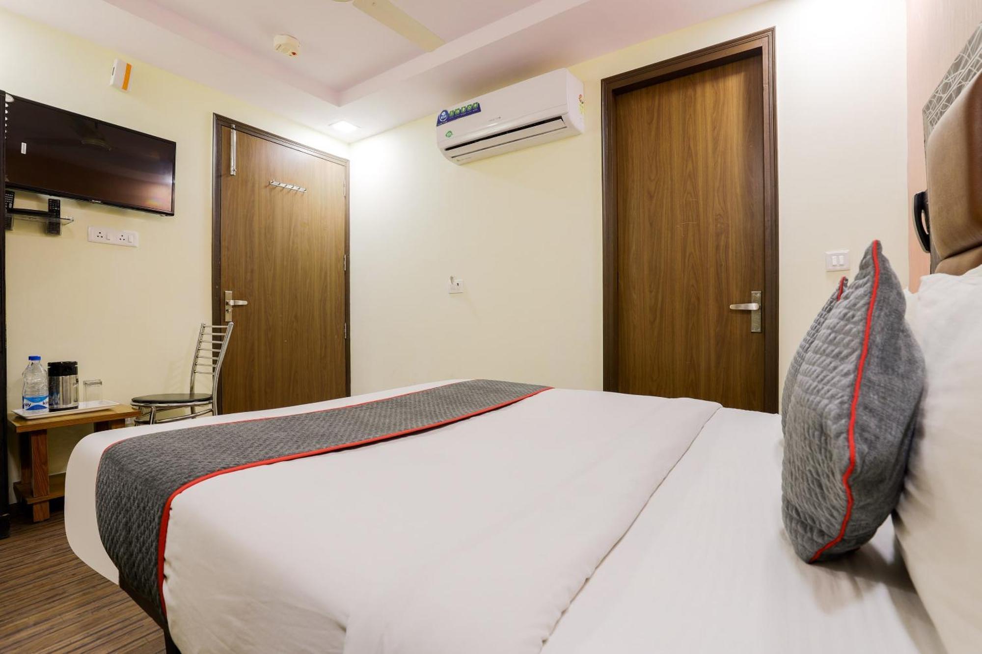 Hotel Collection O Yellow Saffron