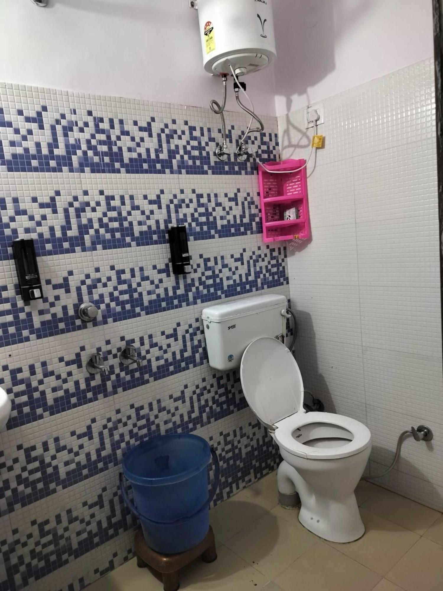 Cr Residency -near Chanakyapuri Embassy Area Hotel