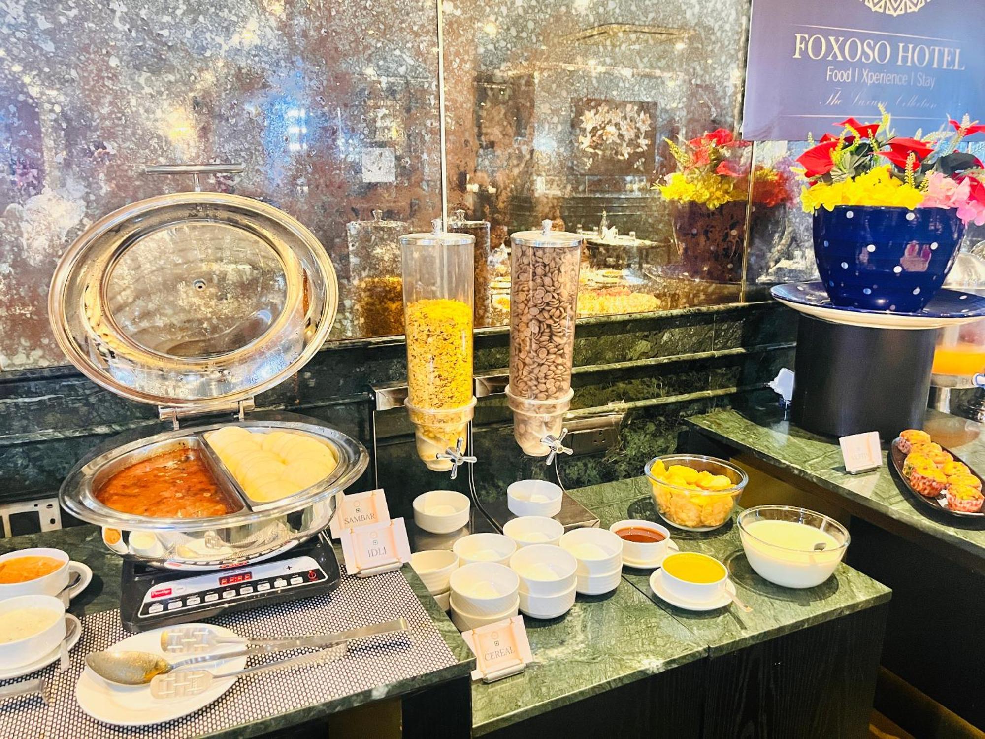 Foxoso Delhi Airport Hotel
