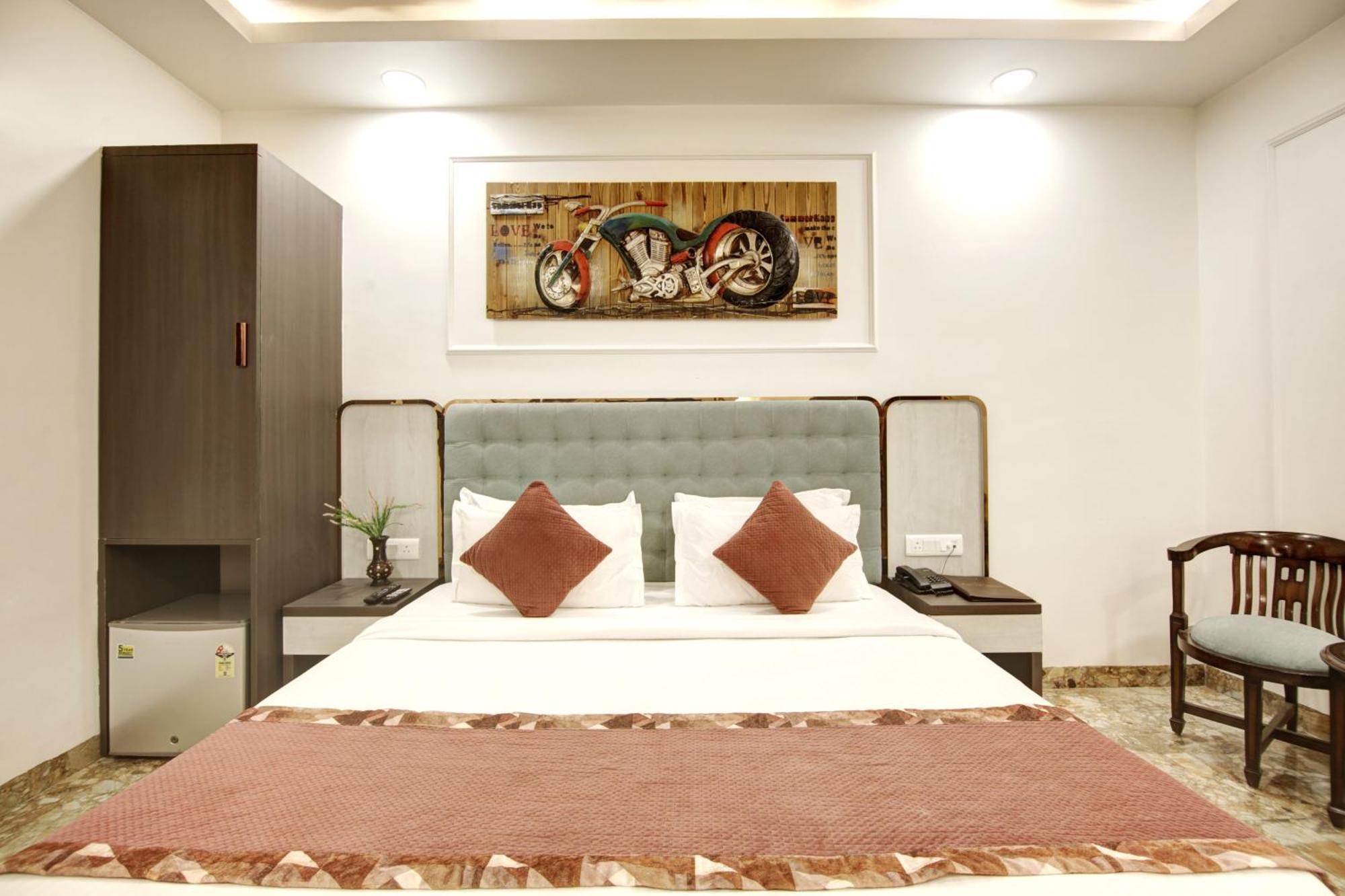 Hotel Iz Well-by Haveliya Hotels- Traveller's Choice Award Winner 2025 New Delhi