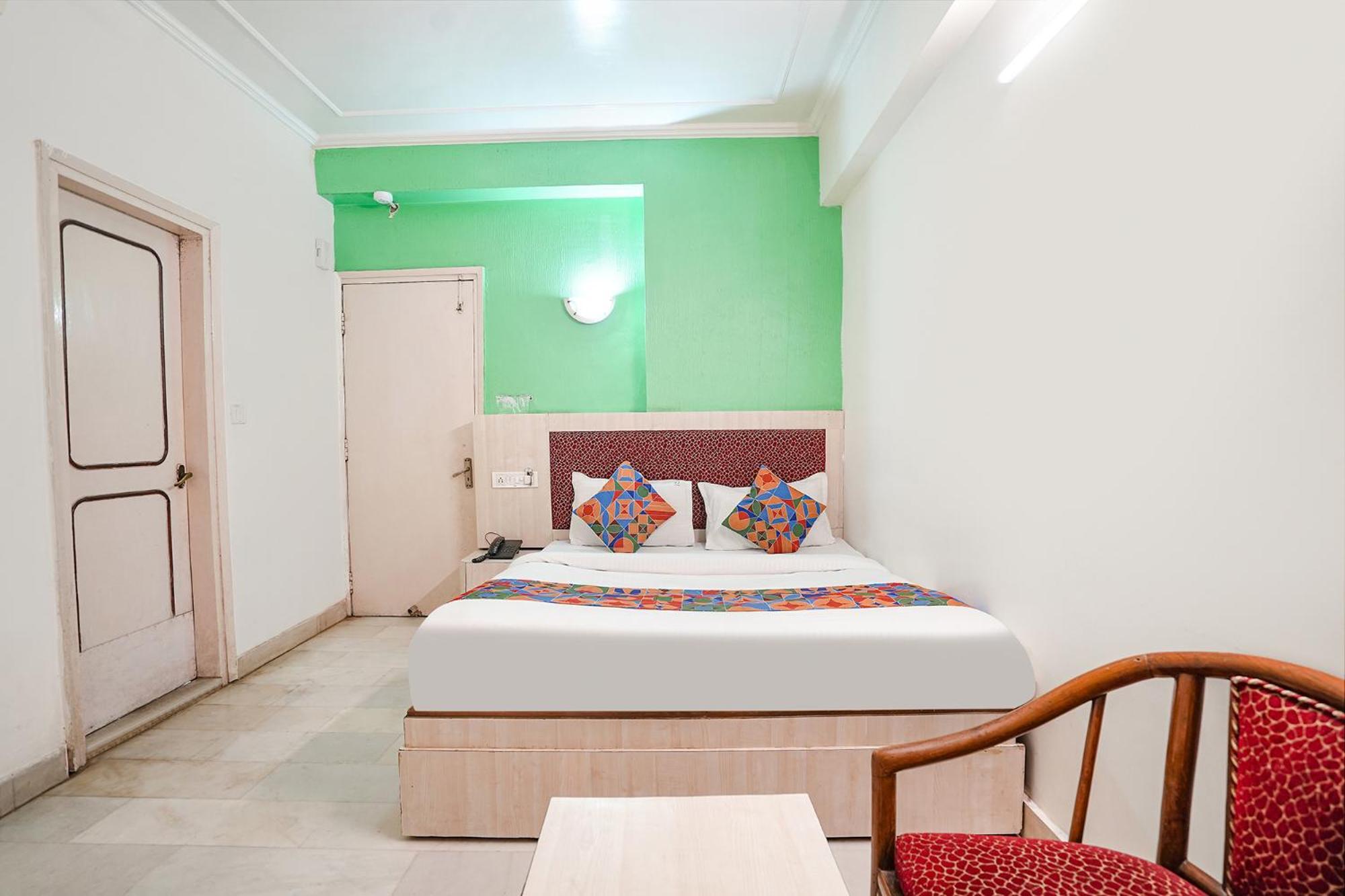 Fabhotel India International Near Railway Station
