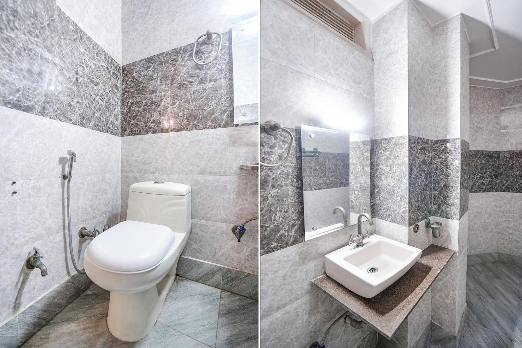 Fabhotel India International Near Railway Station 3*