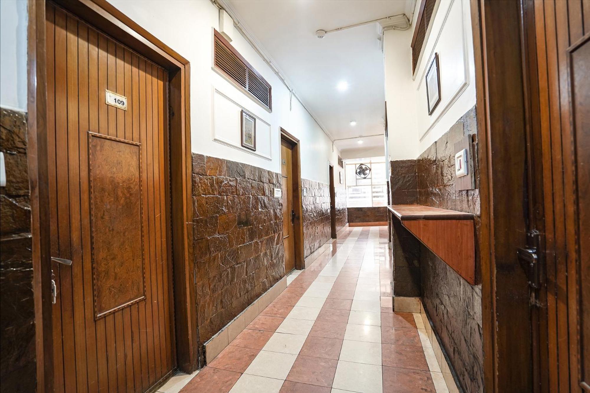 Fabhotel India International Near Railway Station Hotel 3*