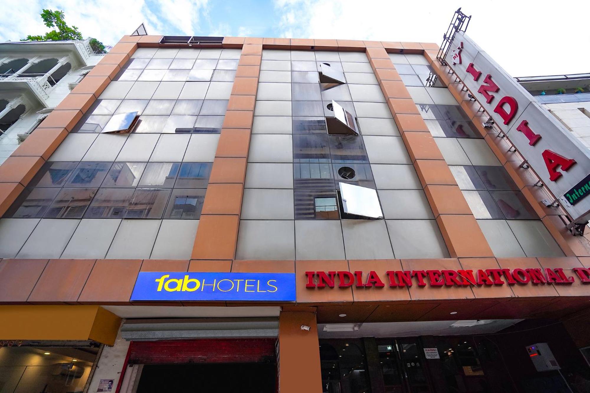 Hotel Fabhotel India International Near Railway Station