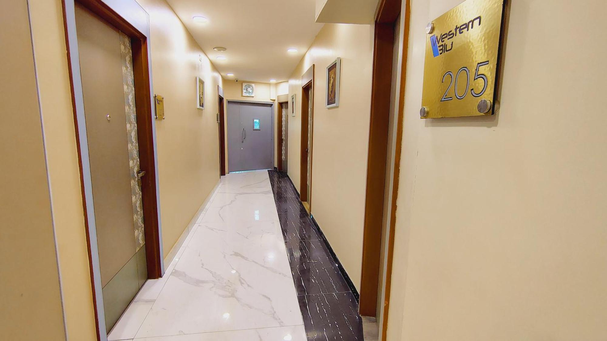Western Blu Hotel *