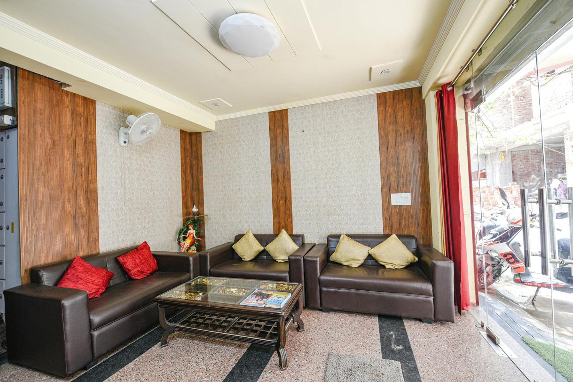 Fabhotel Ishtara * New Delhi