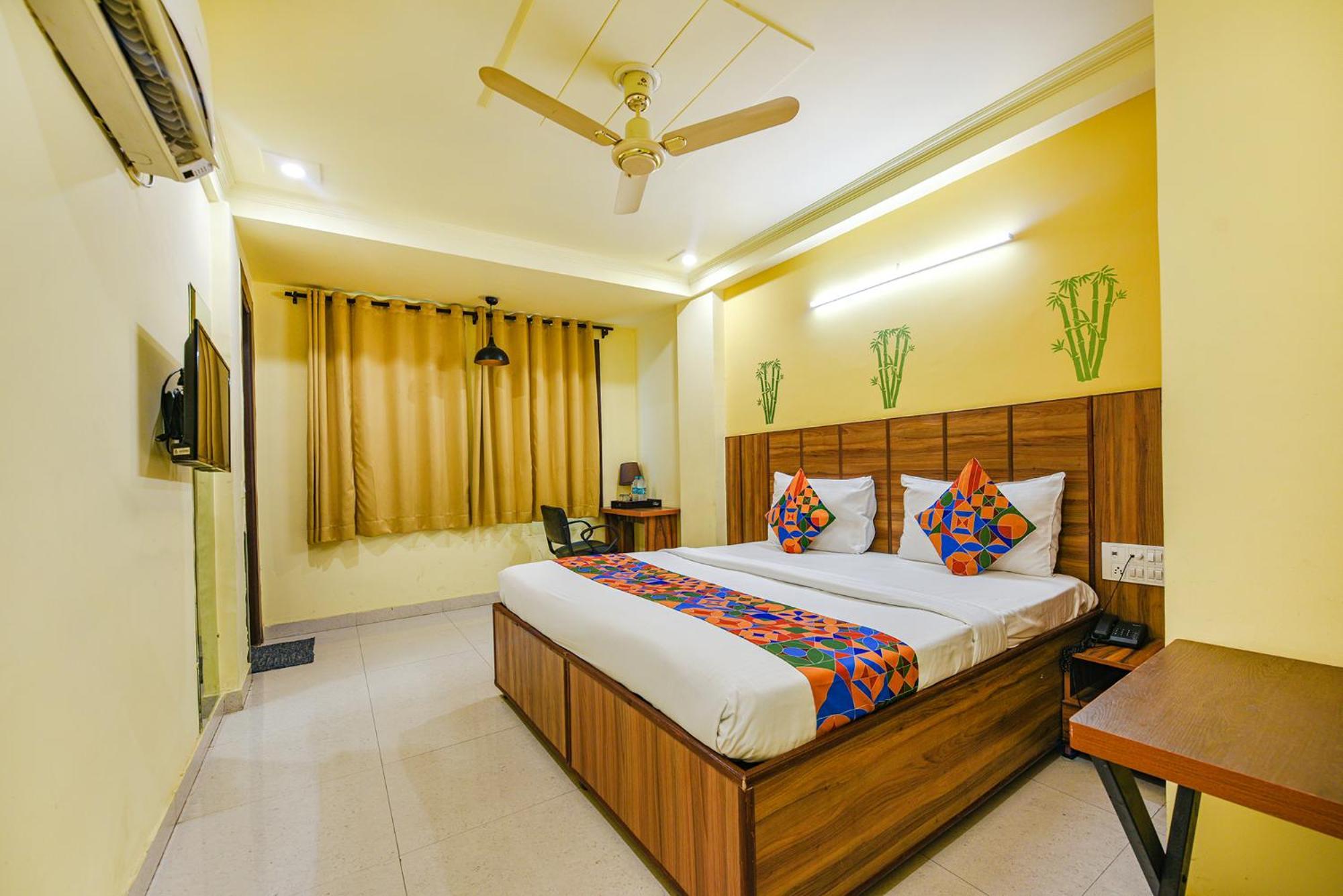 Fabhotel Ishtara Guest house *