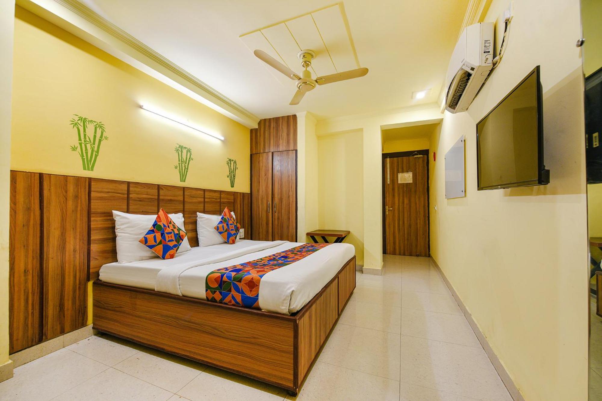 Fabhotel Ishtara * New Delhi