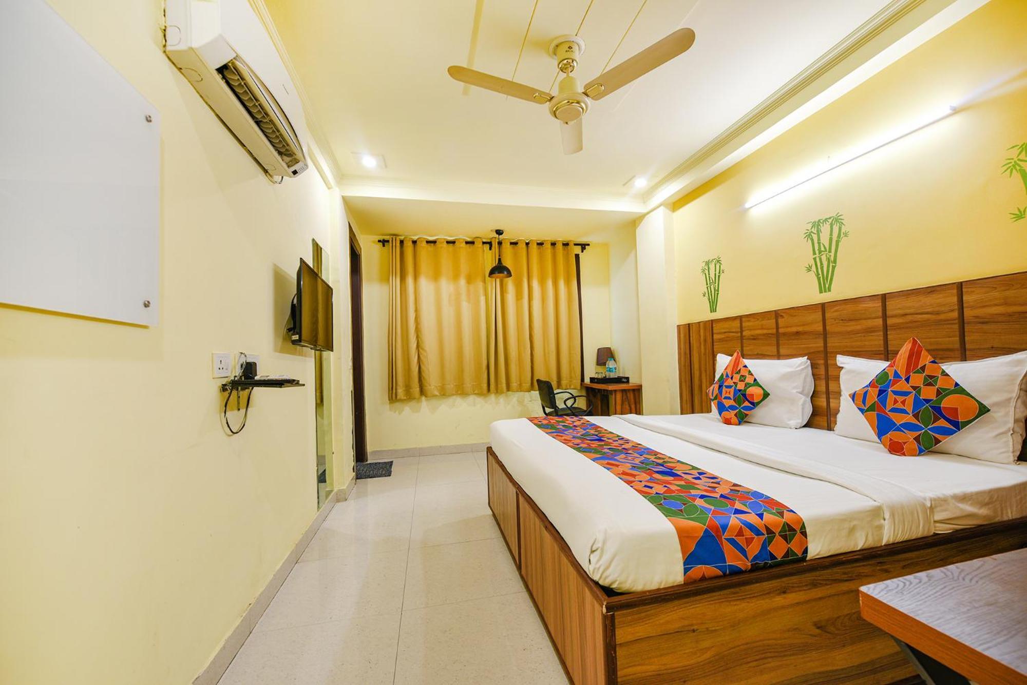 Fabhotel Ishtara
