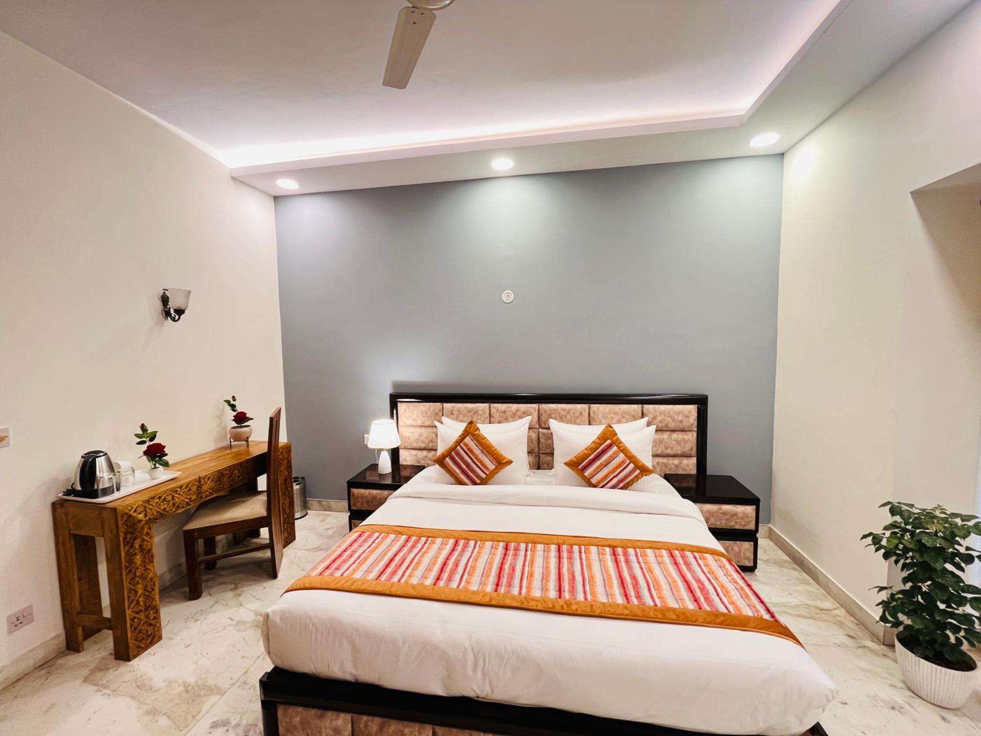 Grove Residency Hauz Khas Couple Friendly 3* New Delhi