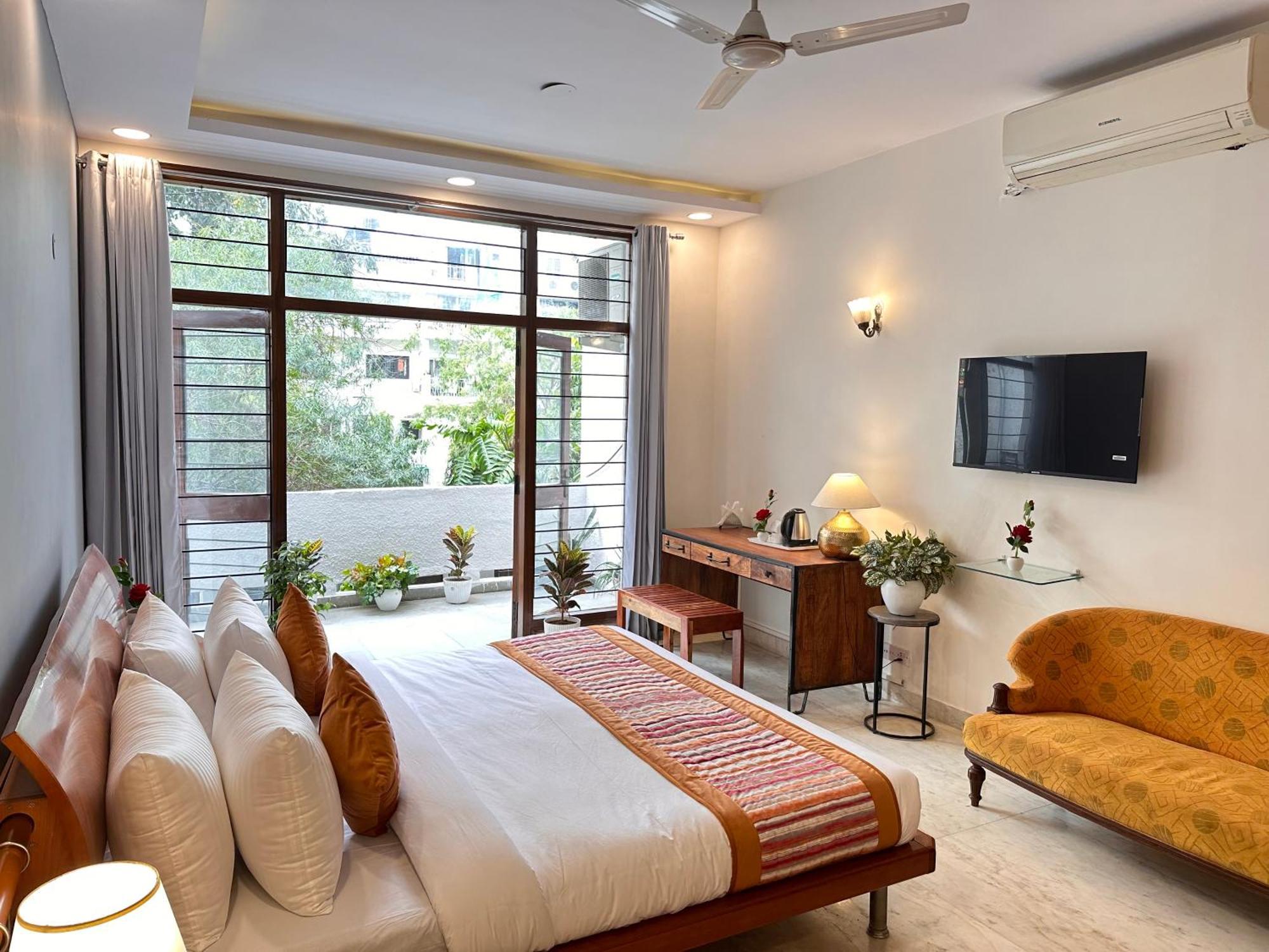 Grove Residency Hauz Khas Couple Friendly 3*