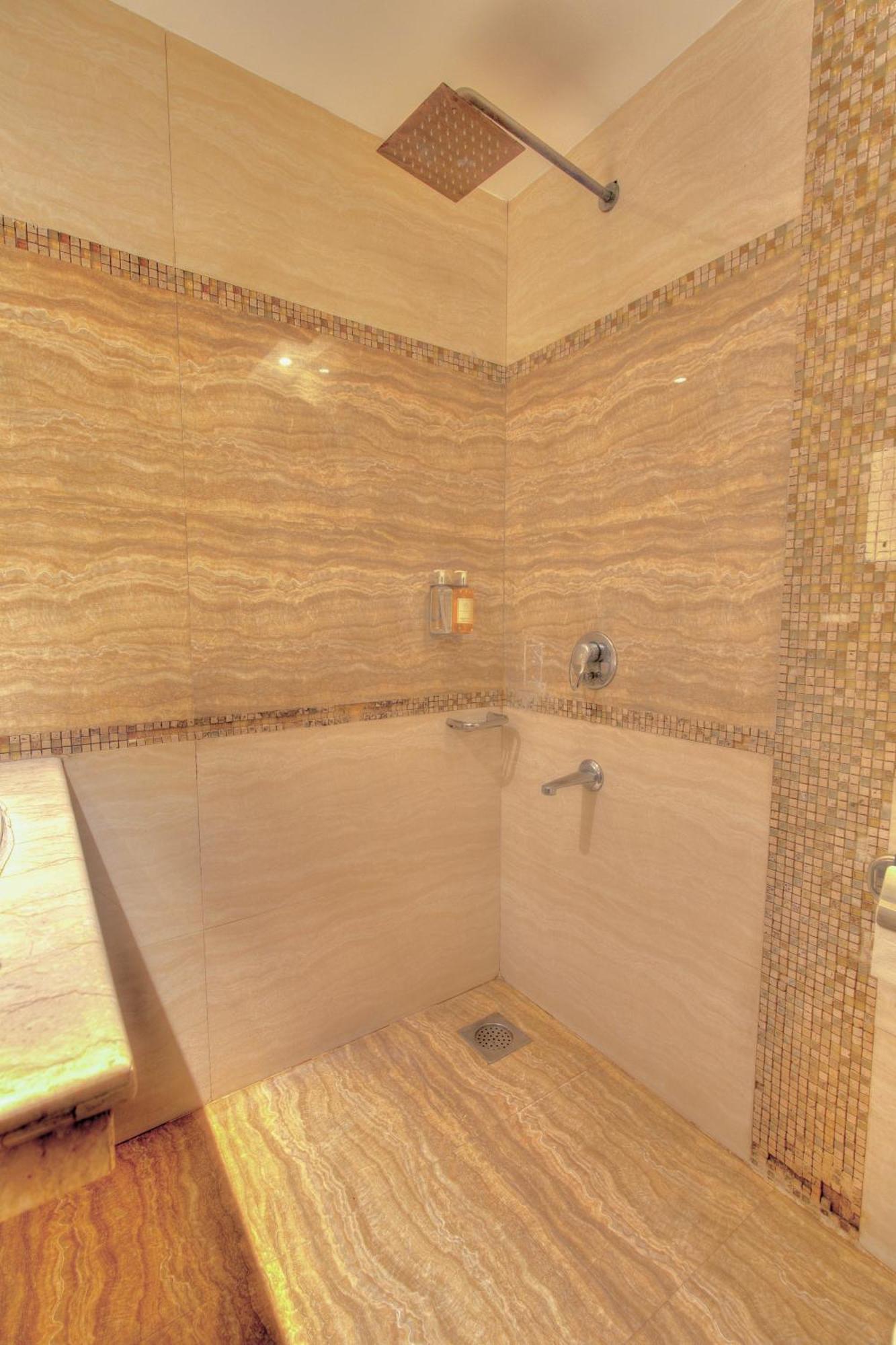 Empire Suites,