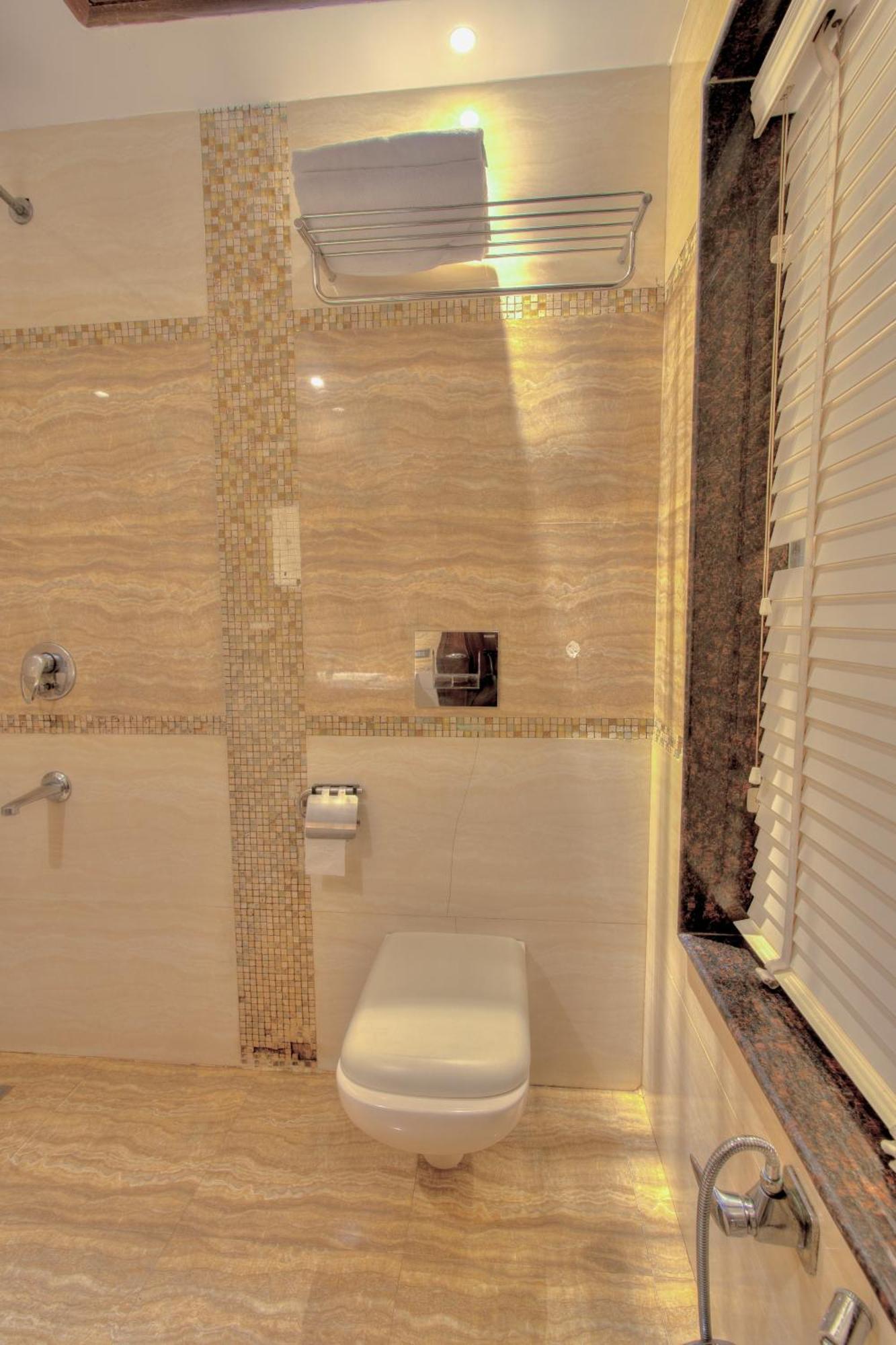 Empire Suites,