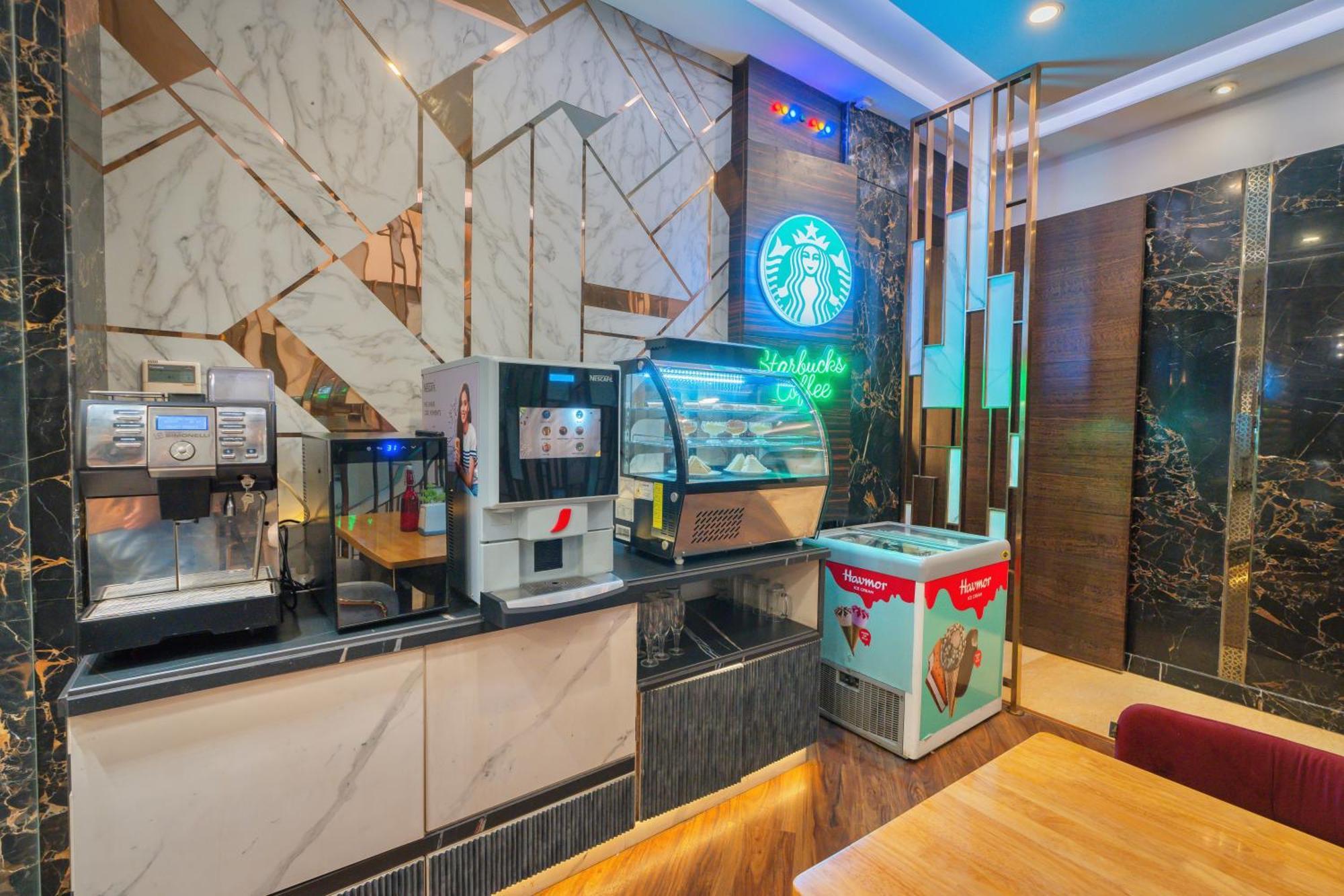 Empire Suites, New Delhi