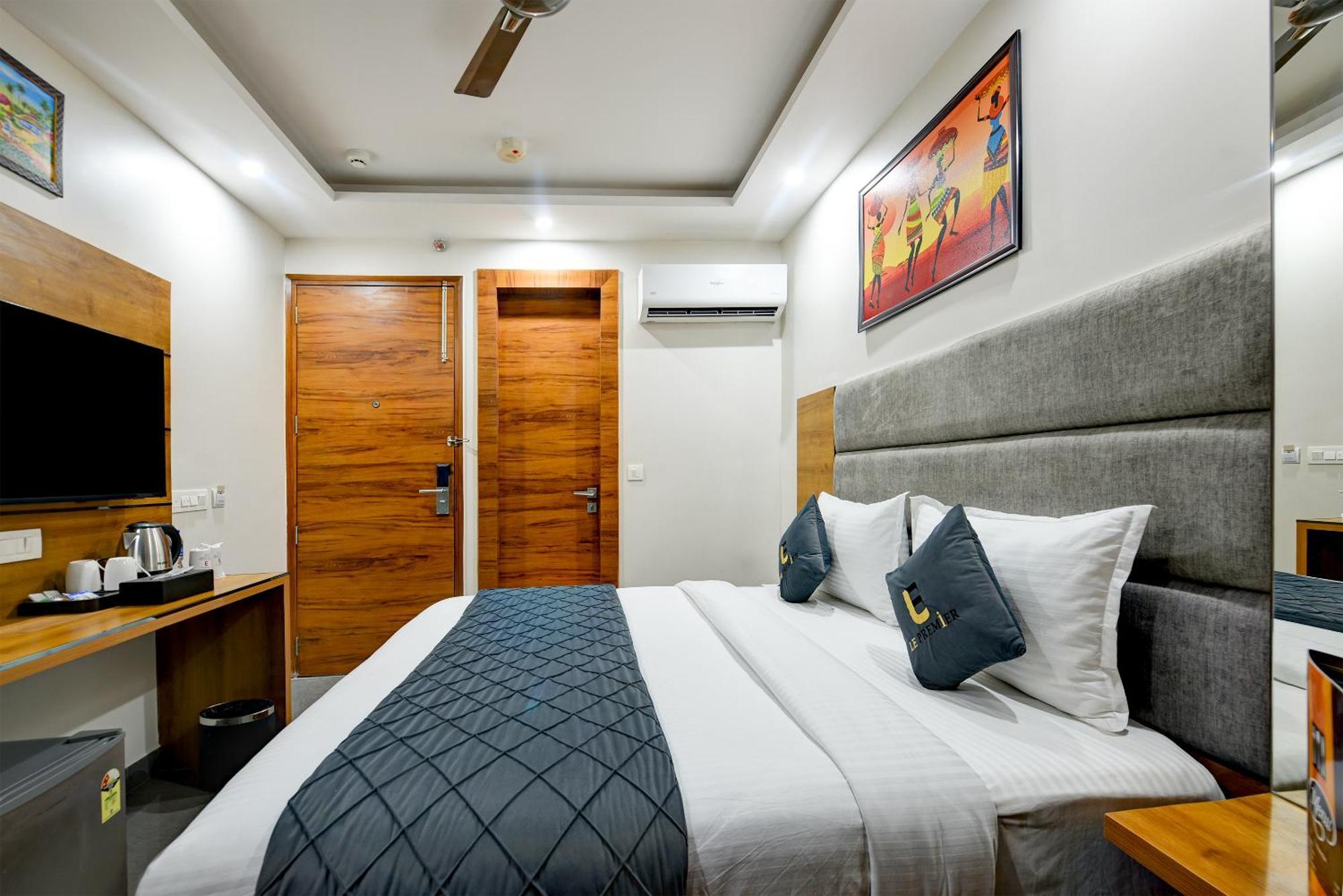 Hotel Airport Le Premier, 4*