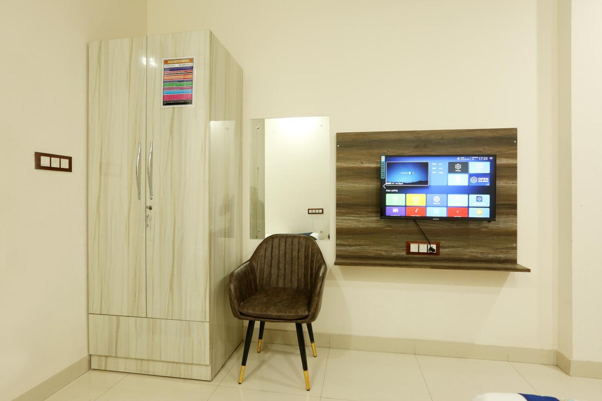 Bed & Breakfast Red Velvet-airport Drop Free Delhi