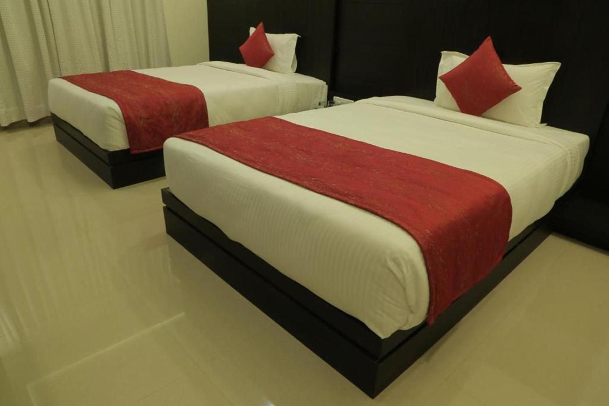 Bed & Breakfast Red Velvet-airport Drop Free Delhi New Delhi