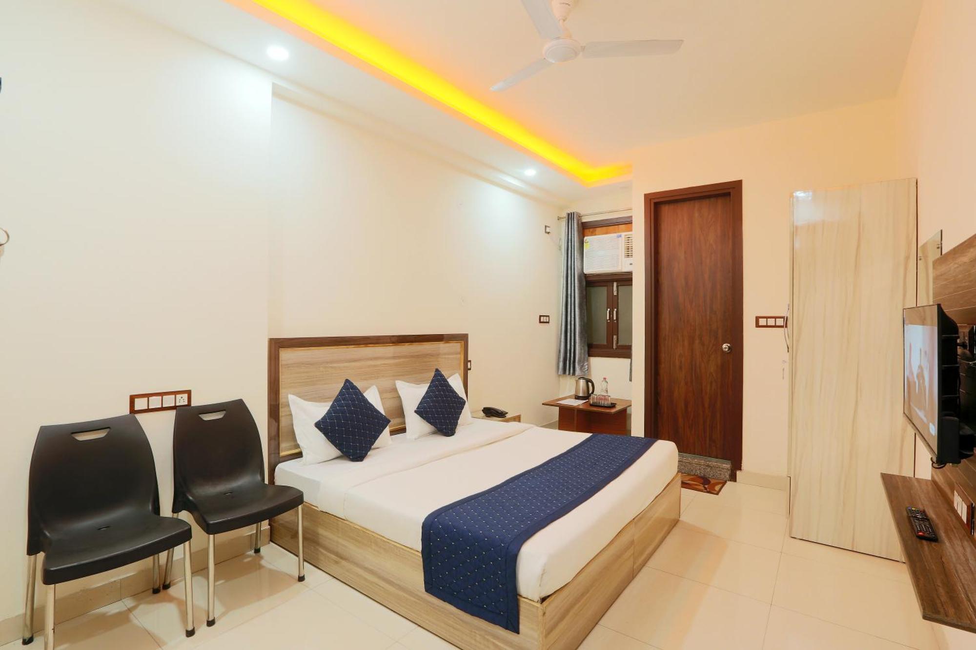 Bed & Breakfast Red Velvet-airport Drop Free Delhi *