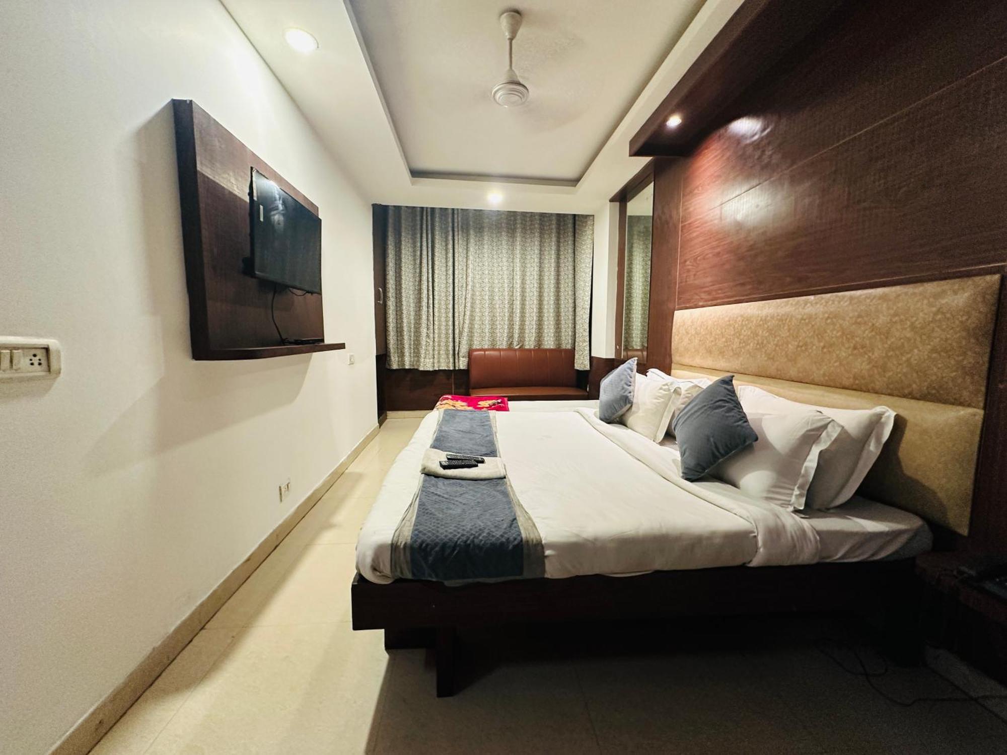 The Flight Path Hotel New Delhi