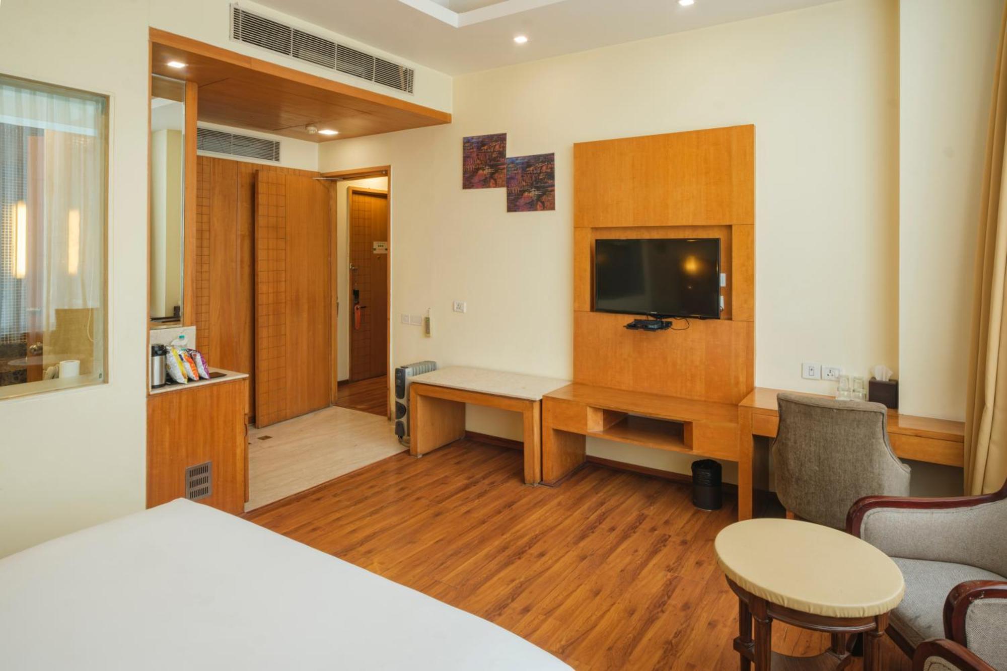 Hotel Opulent By Udman Chhattarpur New Delhi