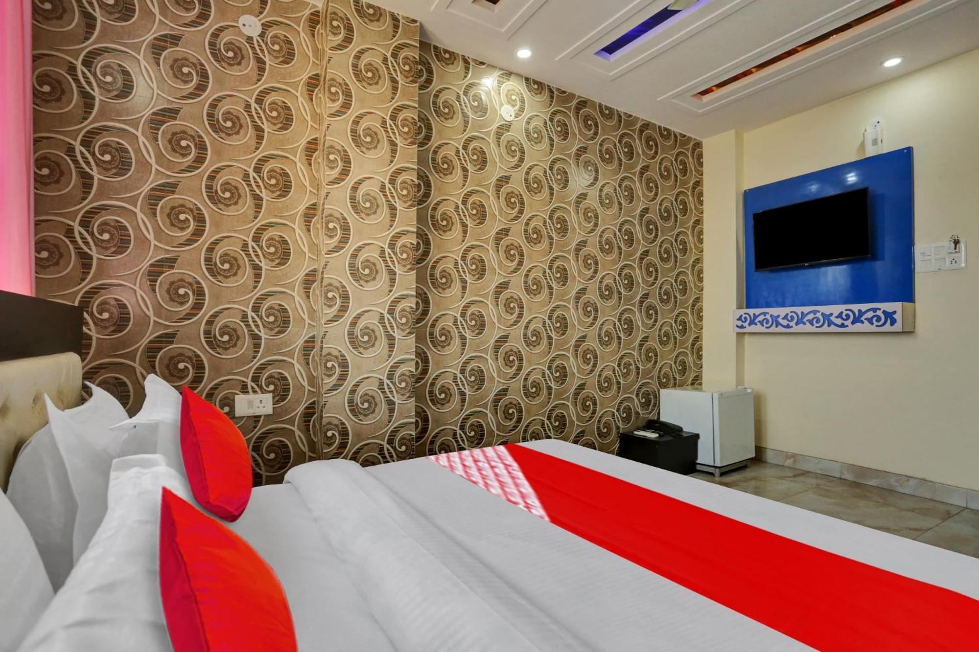 O Metro Height's Near Nangloi Railway Metro Station Delhi (National Capital Territory of India)