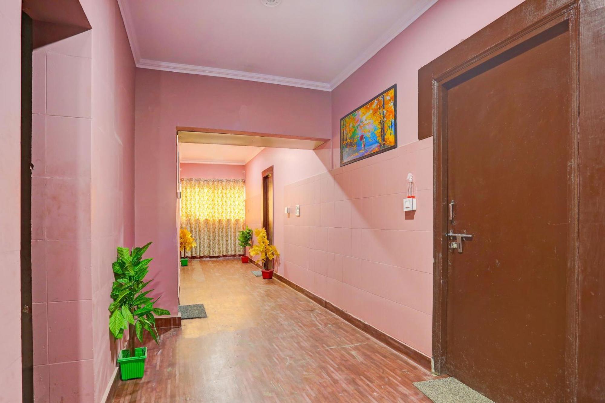 Hotel O Deva New Delhi