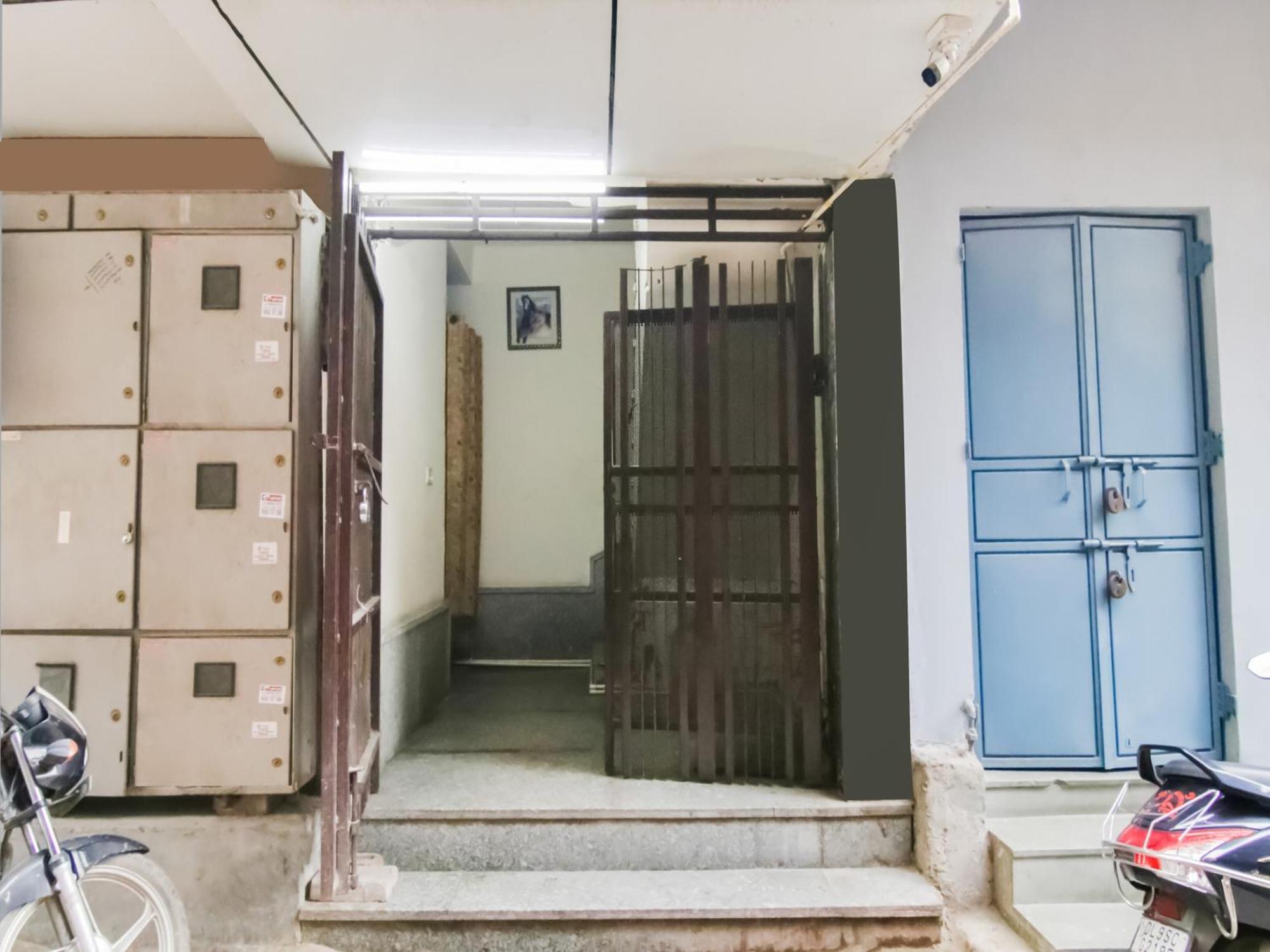 Hotel O Shoolin Residency Delhi (National Capital Territory of India)
