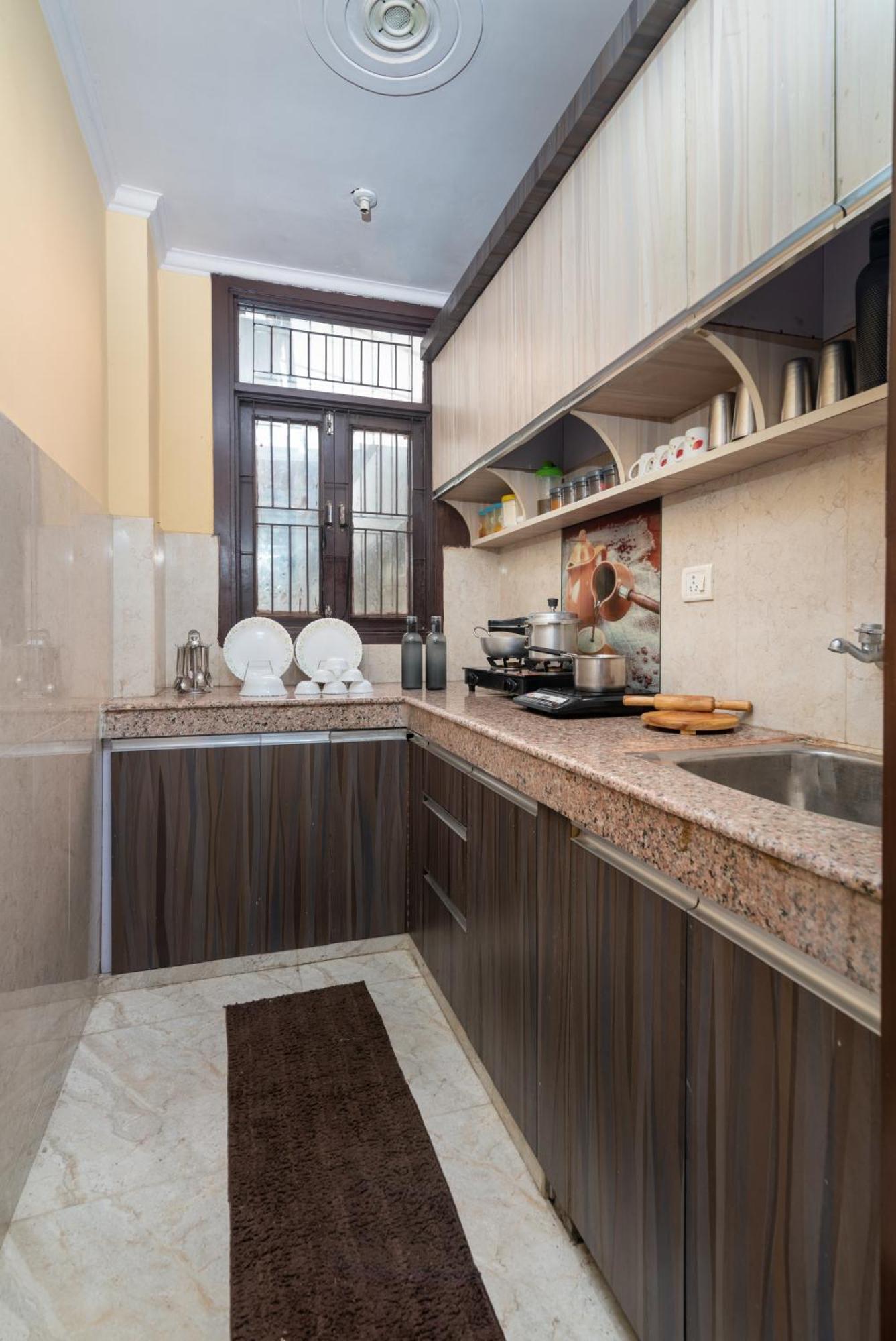 103 Cozy Flats 2 Bhk Flat,near Airport Delhi Apartment