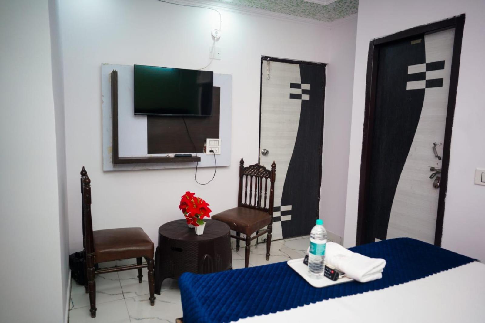 Hotel Yogdeep Prime 5*