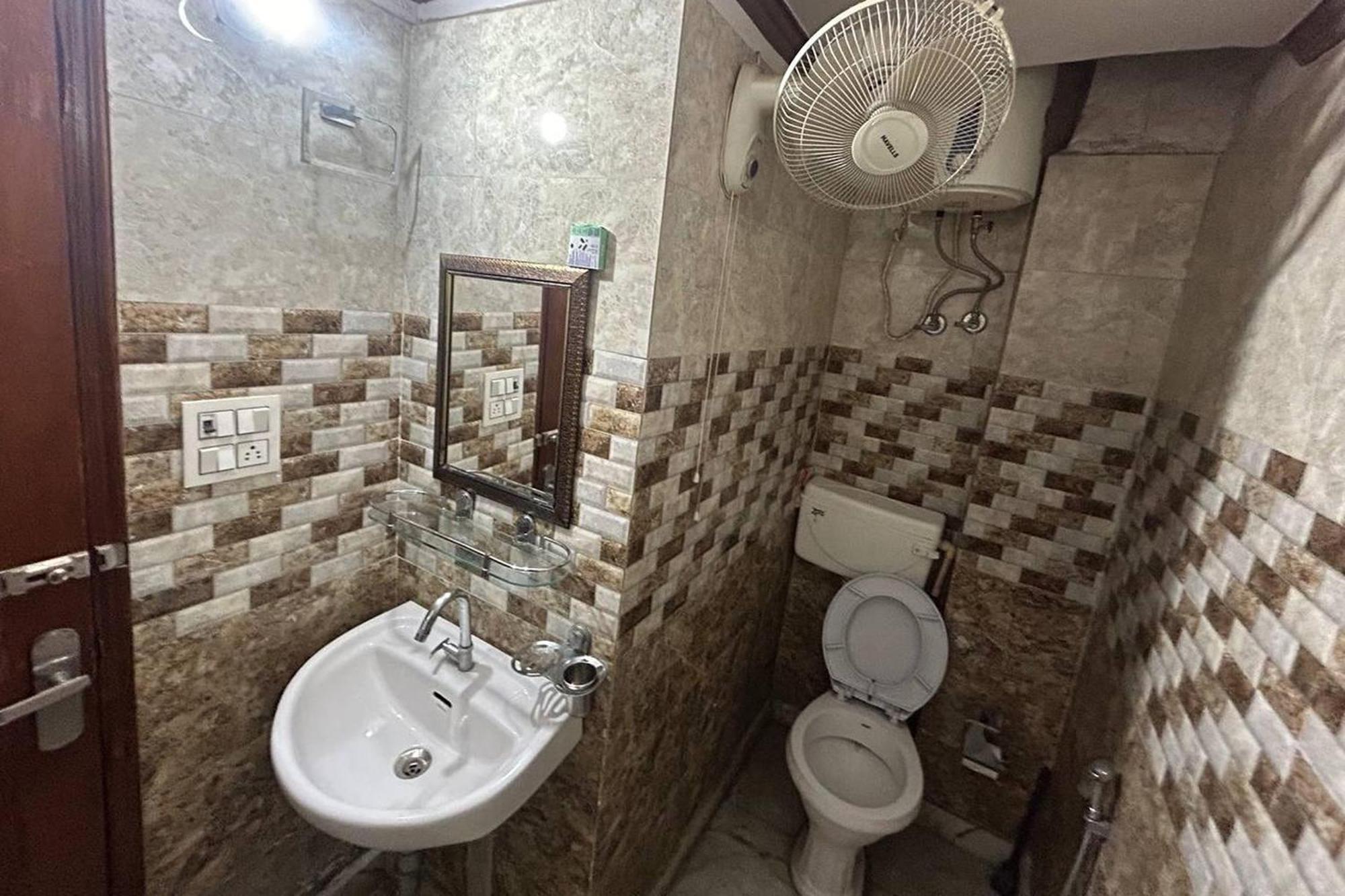 The Fazar Residency Near Hazrat Nizamuddin Dargah Hotel 4*