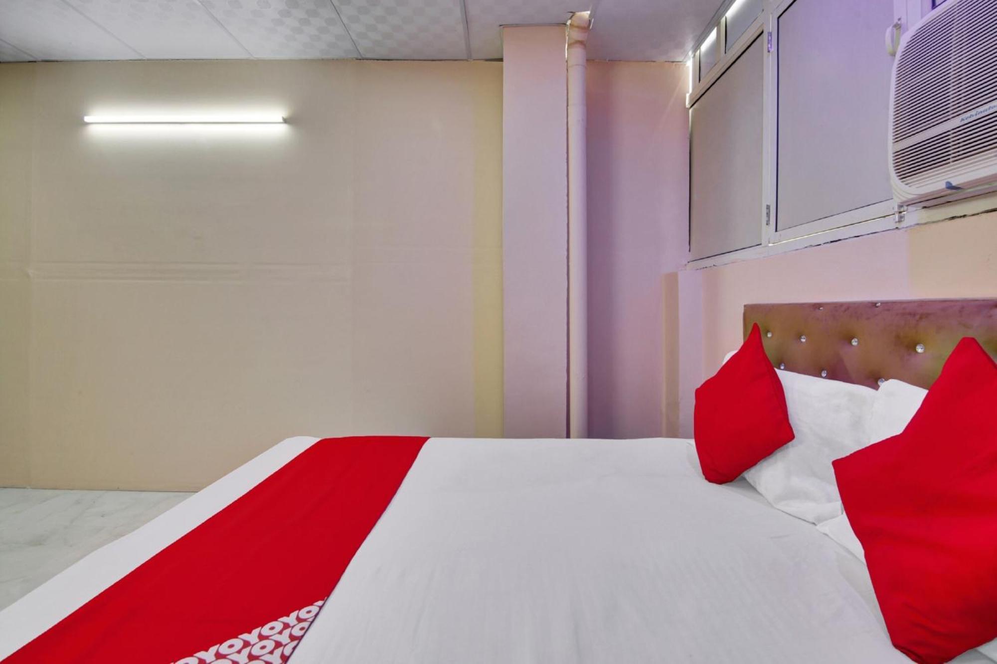 Hotel O Mayura Residency New Delhi