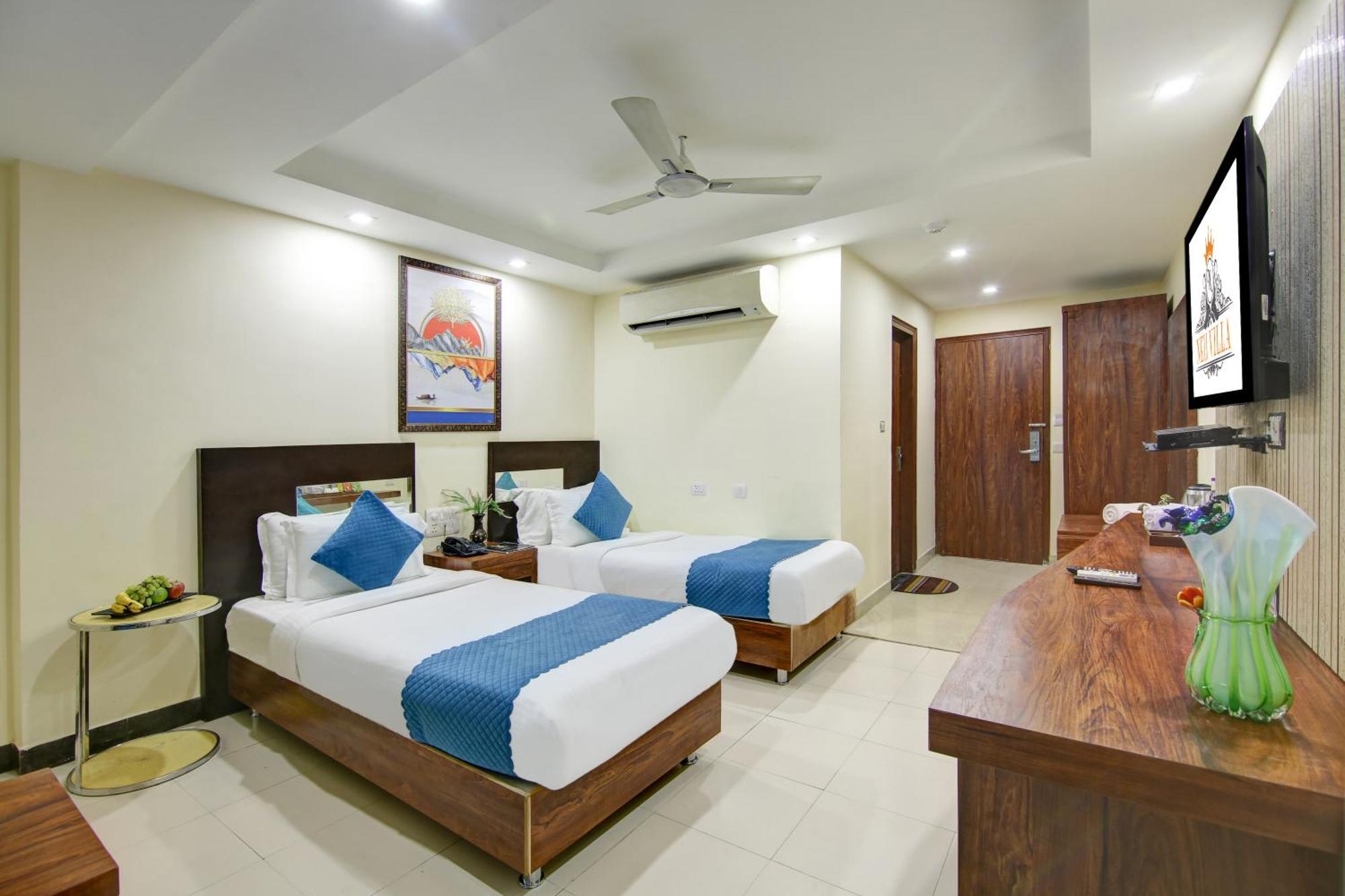 Neu - Near Connaught Place New Delhi