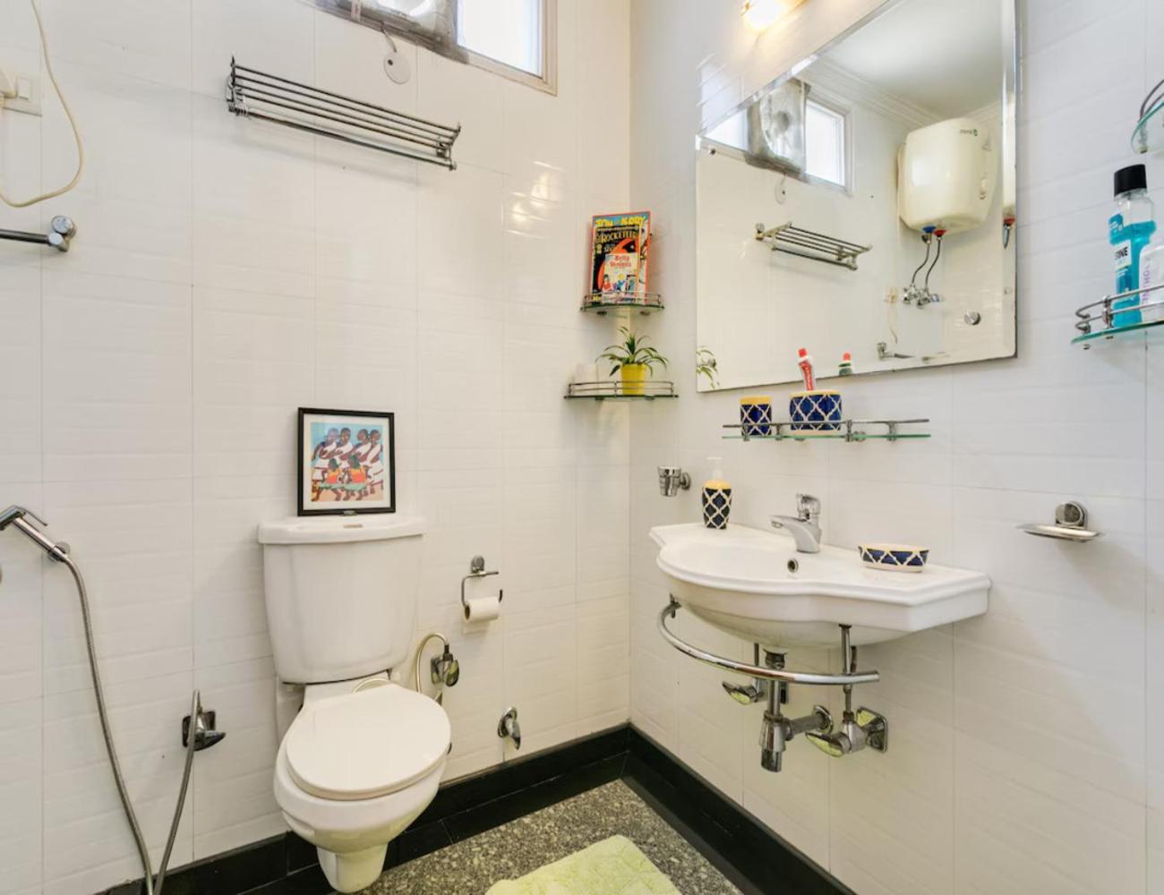 Quaint Penthouse 2bhk Kailash Hill Apartment *