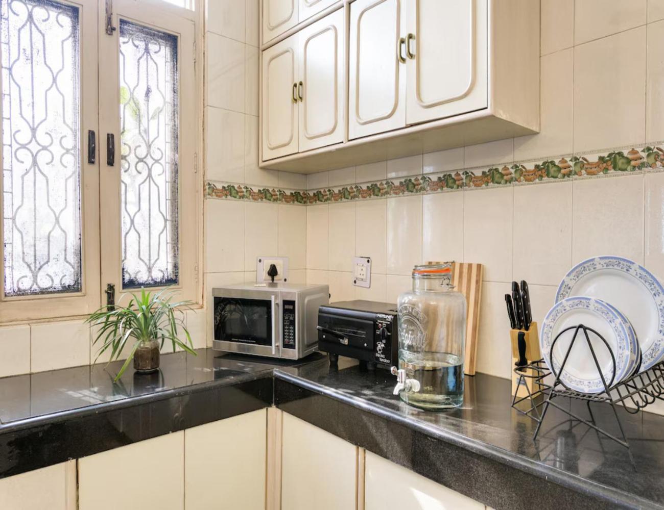 Quaint Penthouse 2bhk Kailash Hill *