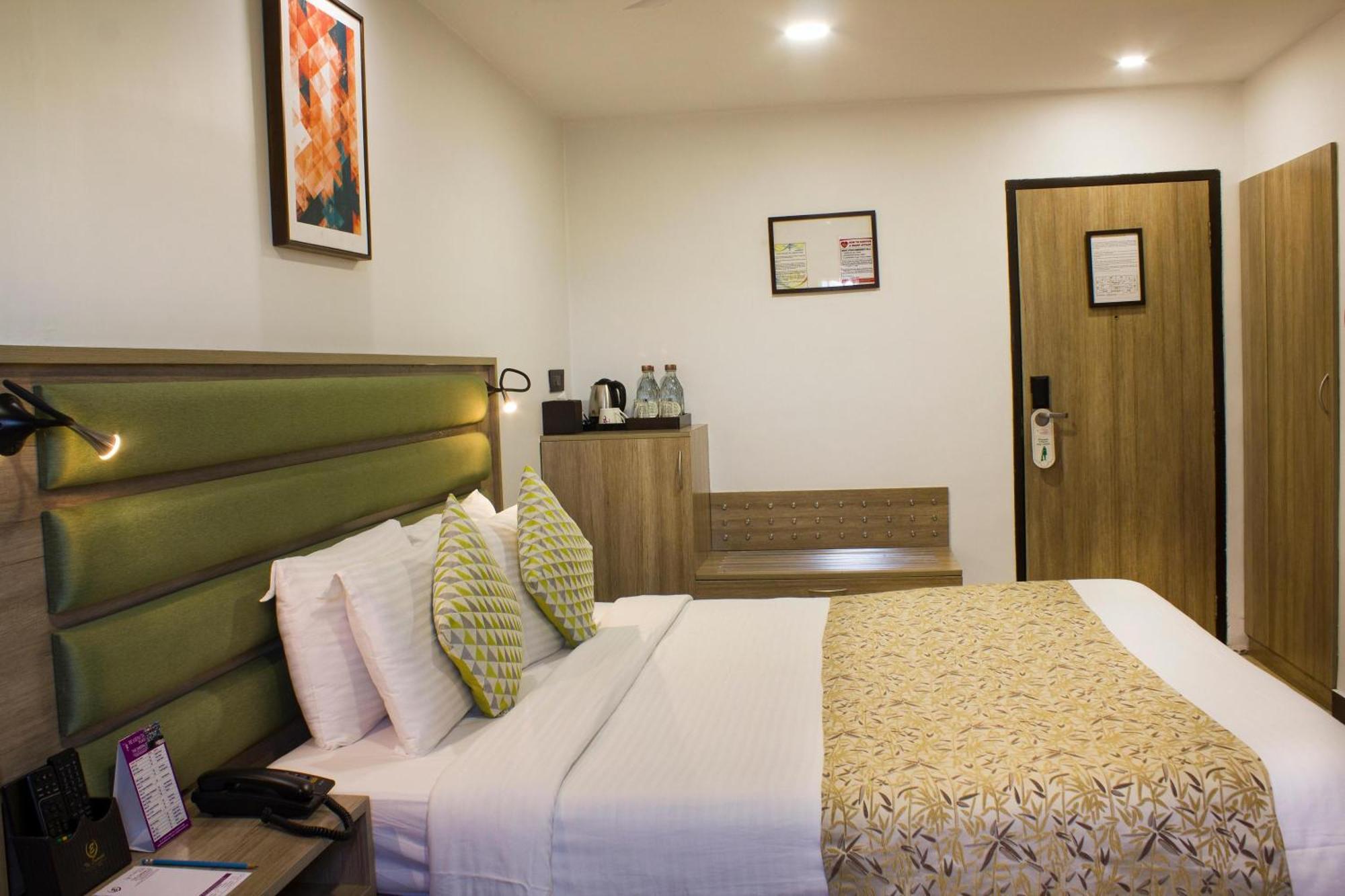 Vijay Palace By Delhi Igi Airport Hotel Nova Deli